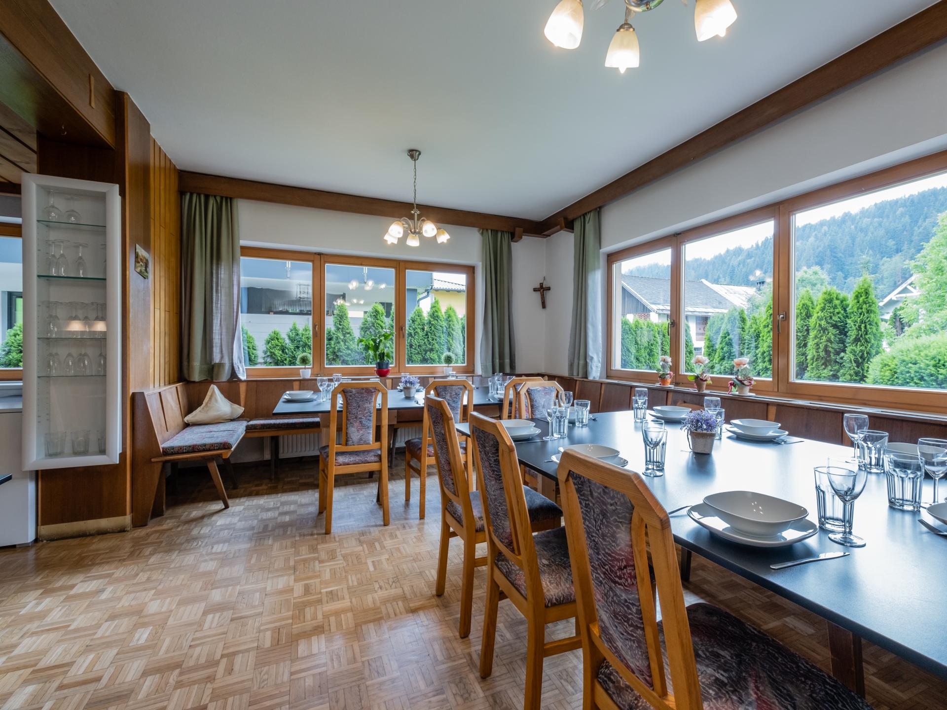 Groepsappartement voor 24 personen aan de bosrand bij het skigebied - foto 3