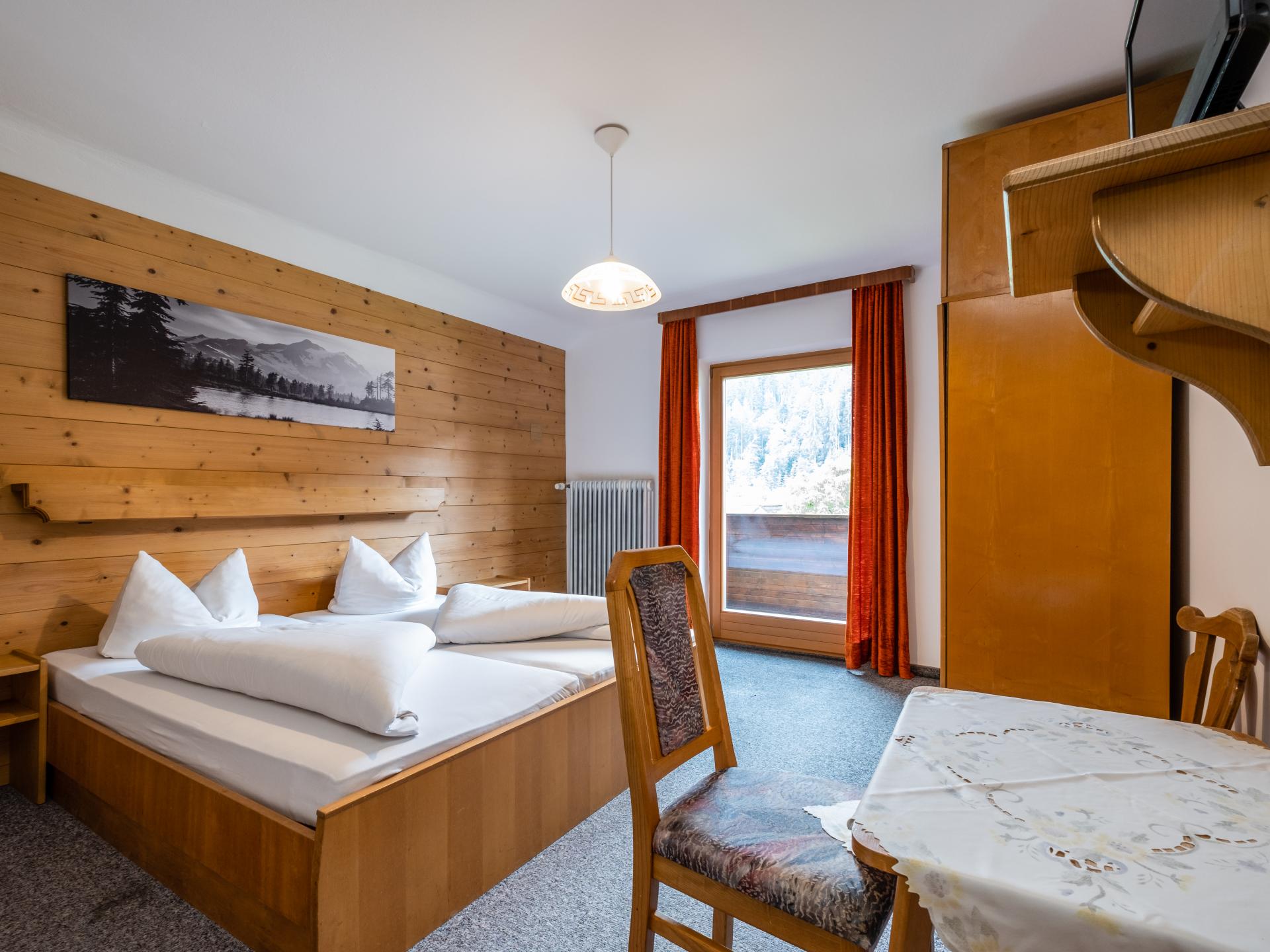 Groepsappartement voor 24 personen aan de bosrand bij het skigebied - foto 8