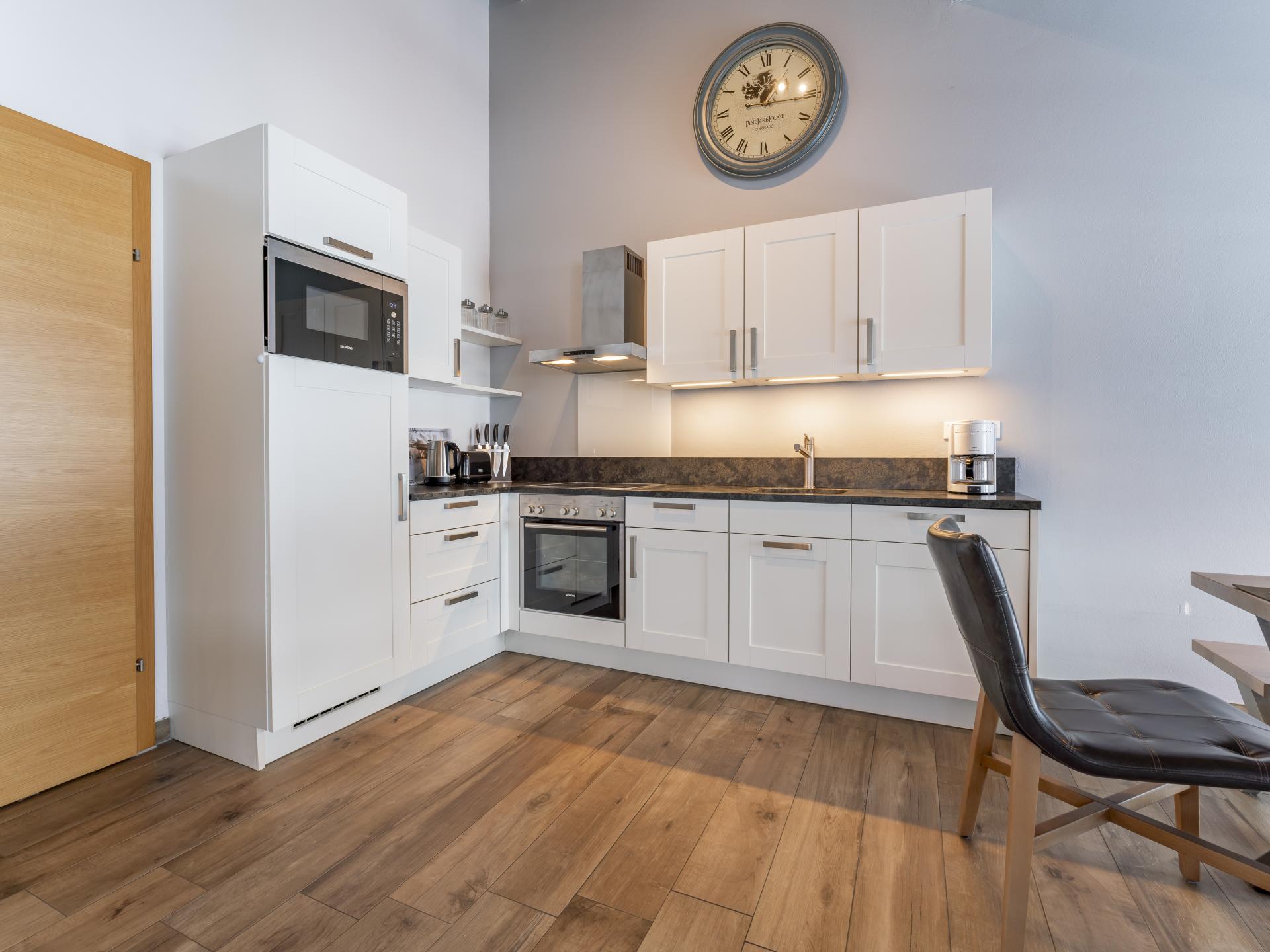 Op 300 m van de piste: Luxe penthouse in centrum van Piesendorf - foto 19