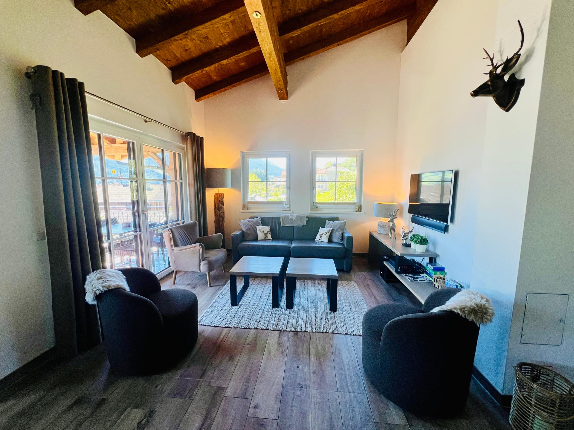 Op 300 m van de piste: Luxe penthouse in centrum van Piesendorf - foto 10