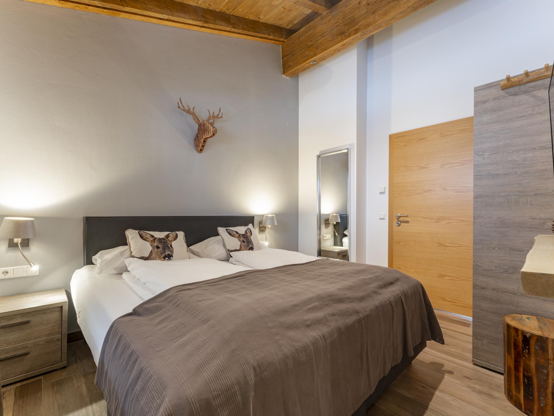 Op 300 m van de piste: Luxe penthouse in centrum van Piesendorf - foto 22