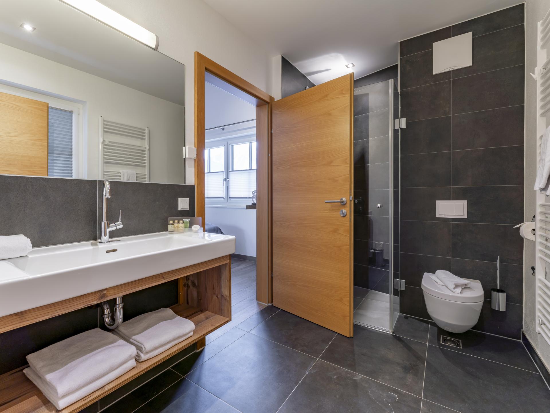 Op 300 m van de piste: Luxe penthouse in centrum van Piesendorf - foto 23