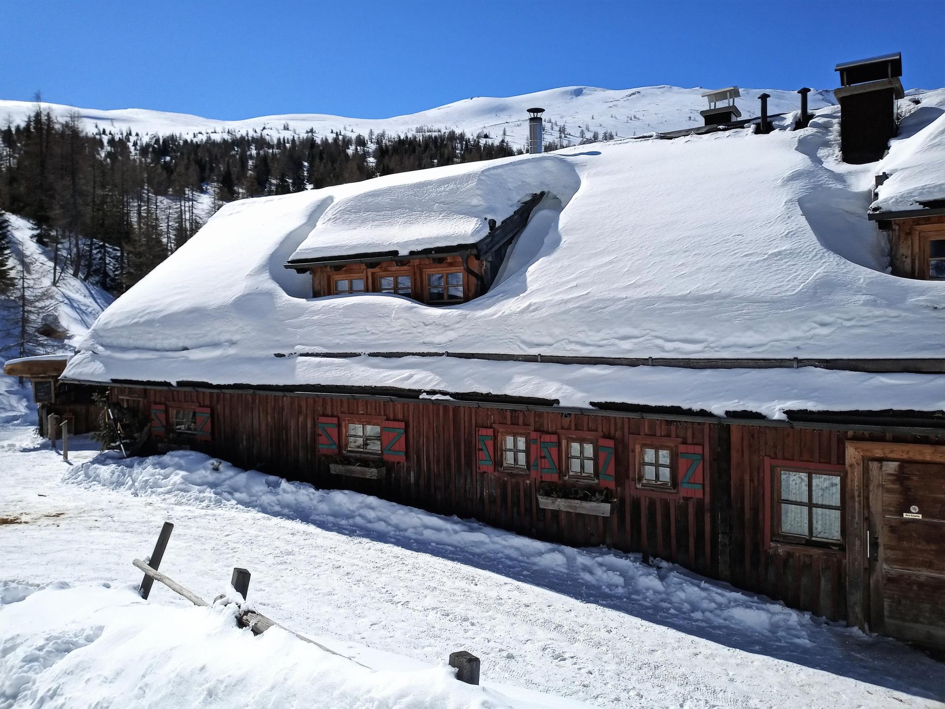Knus chalet voor 4 personen in Mauterndorf, direct aan de skipiste - foto 26