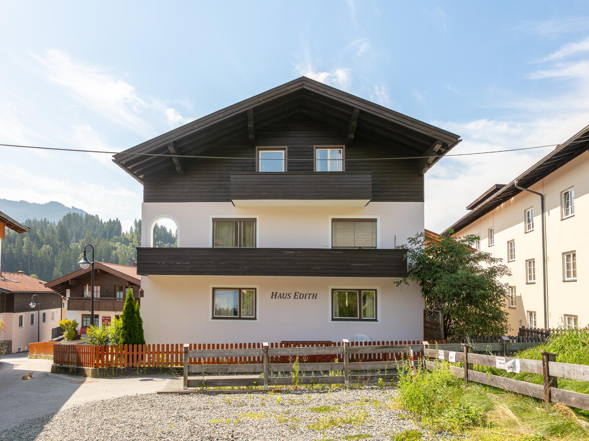 Ruim chalet voor 14 personen in centrum Hopfgarten met sauna, op 200m van de skilift - foto 6