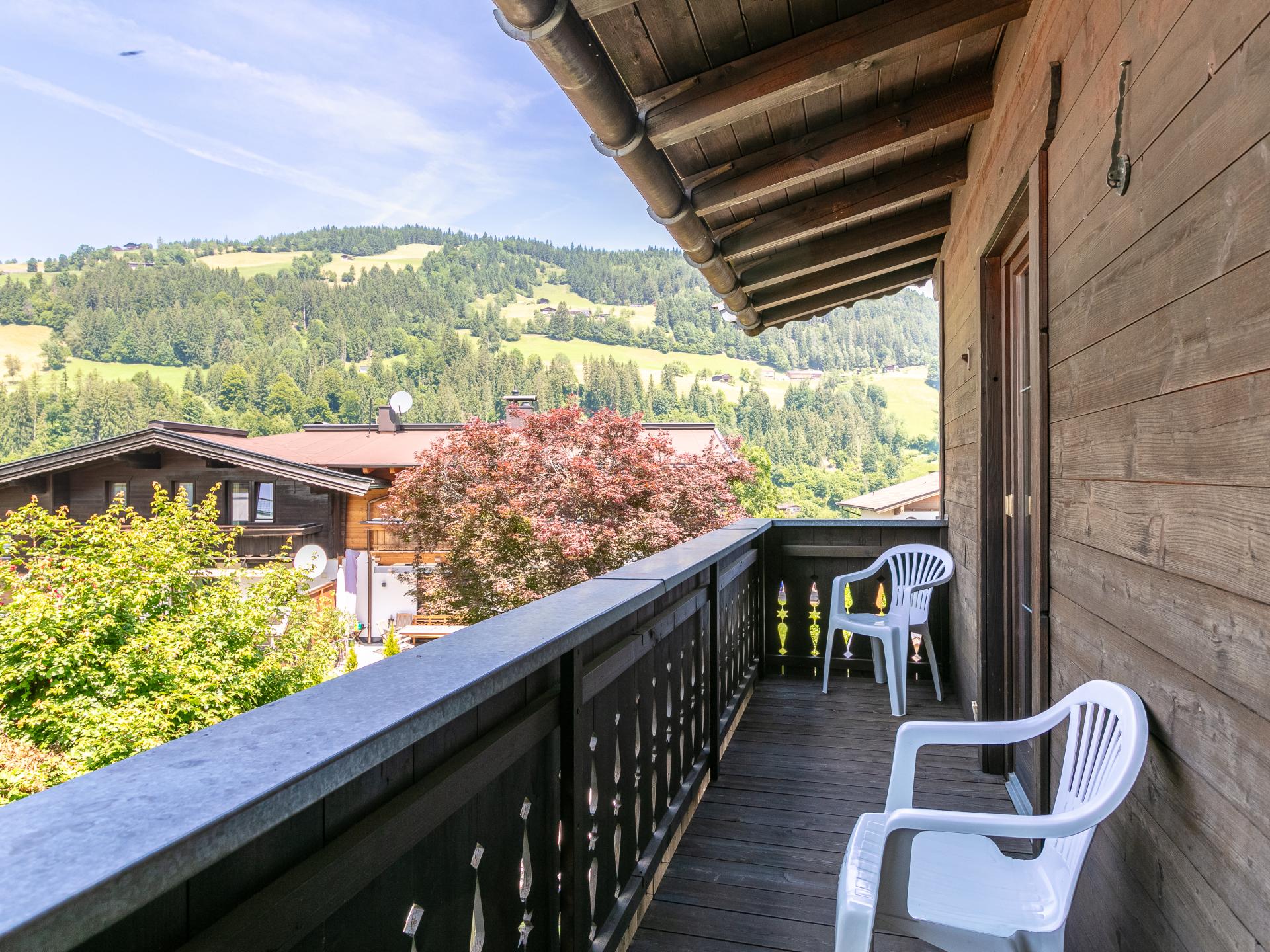 Sfeervol vakantiehuis voor 10 personen direct aan de piste in Kirchberg - foto 19
