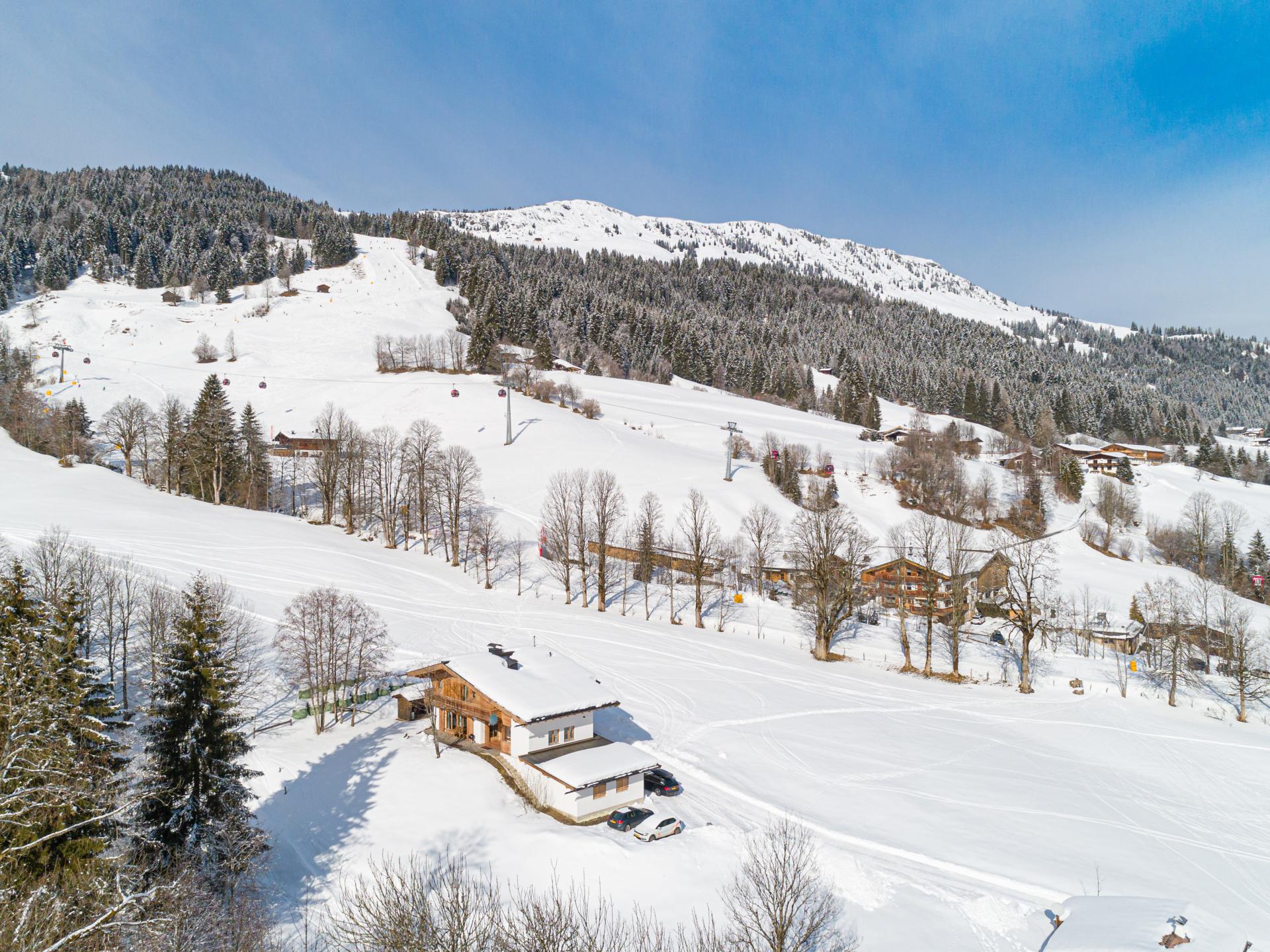 Ruim chalet voor 16 personen direct aan de piste in Kirchberg - foto 26