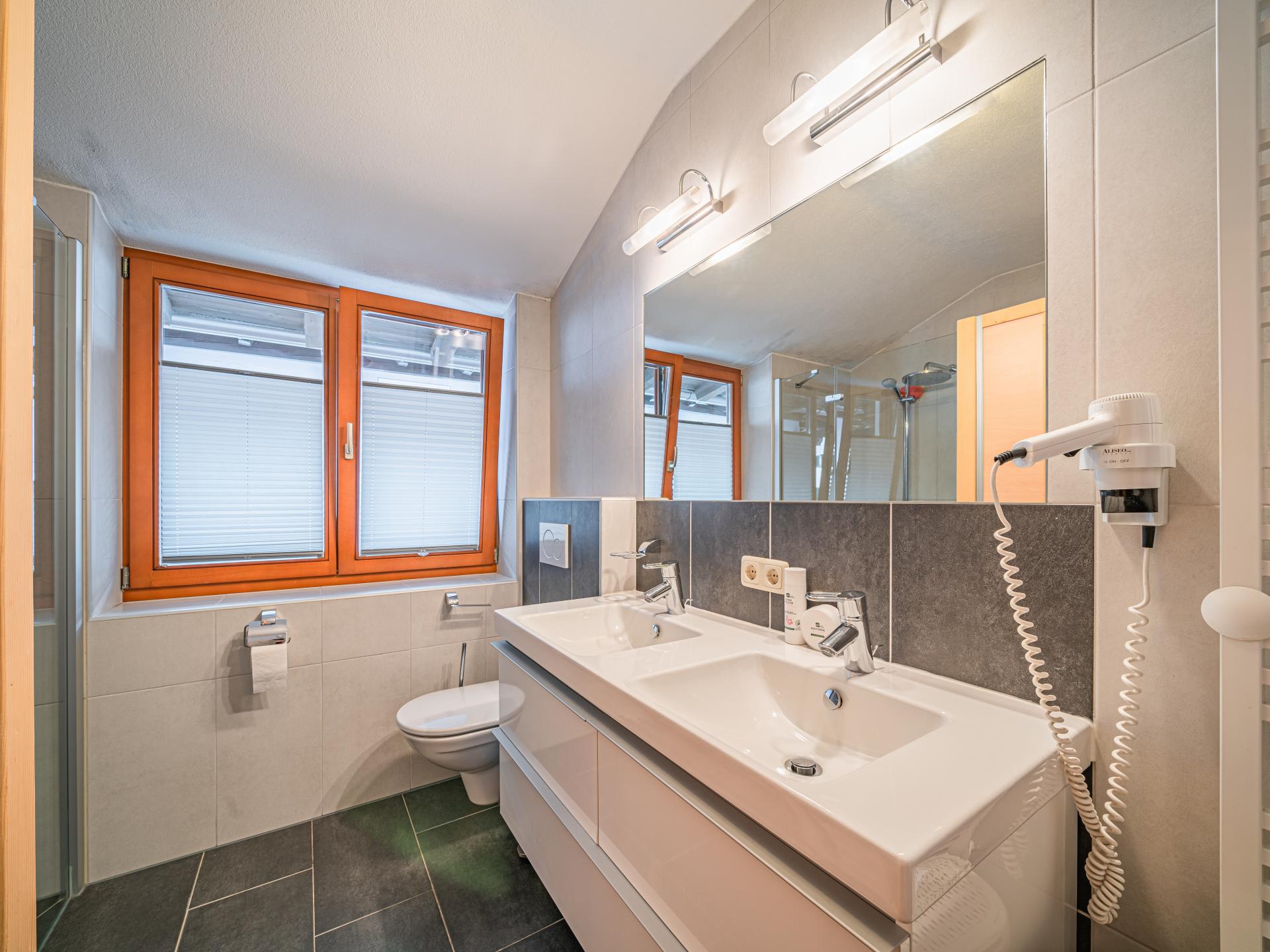 Modern 10-persoons appartement in het hart van Westendorf, 100m van de skilift - foto 15