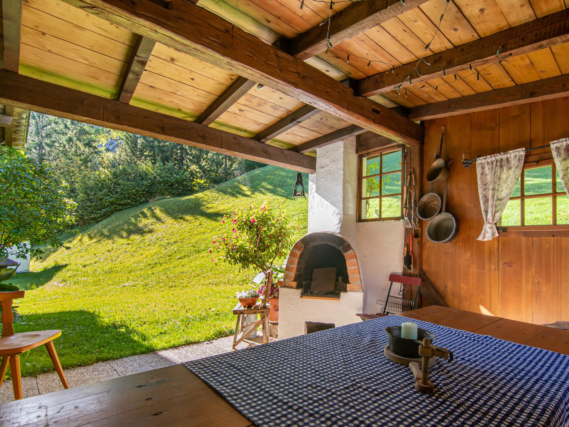 Vrijstaand chalet in Bürserberg met panoramisch bergzicht op 1000m hoogte - foto 19