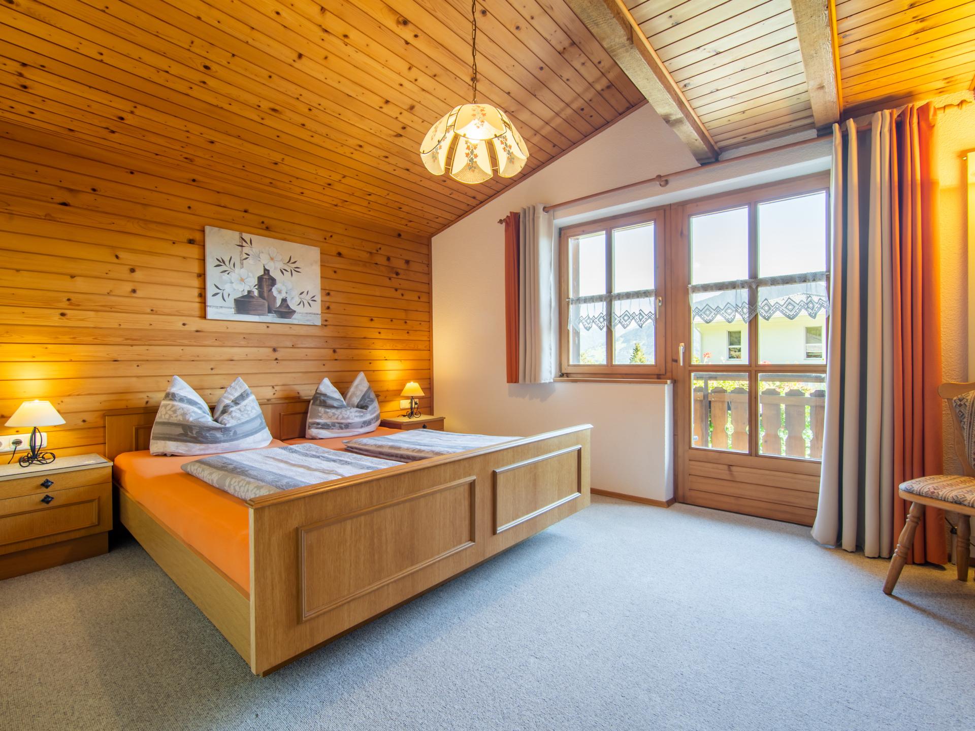 Vrijstaand chalet in Bürserberg met panoramisch bergzicht op 1000m hoogte - foto 4