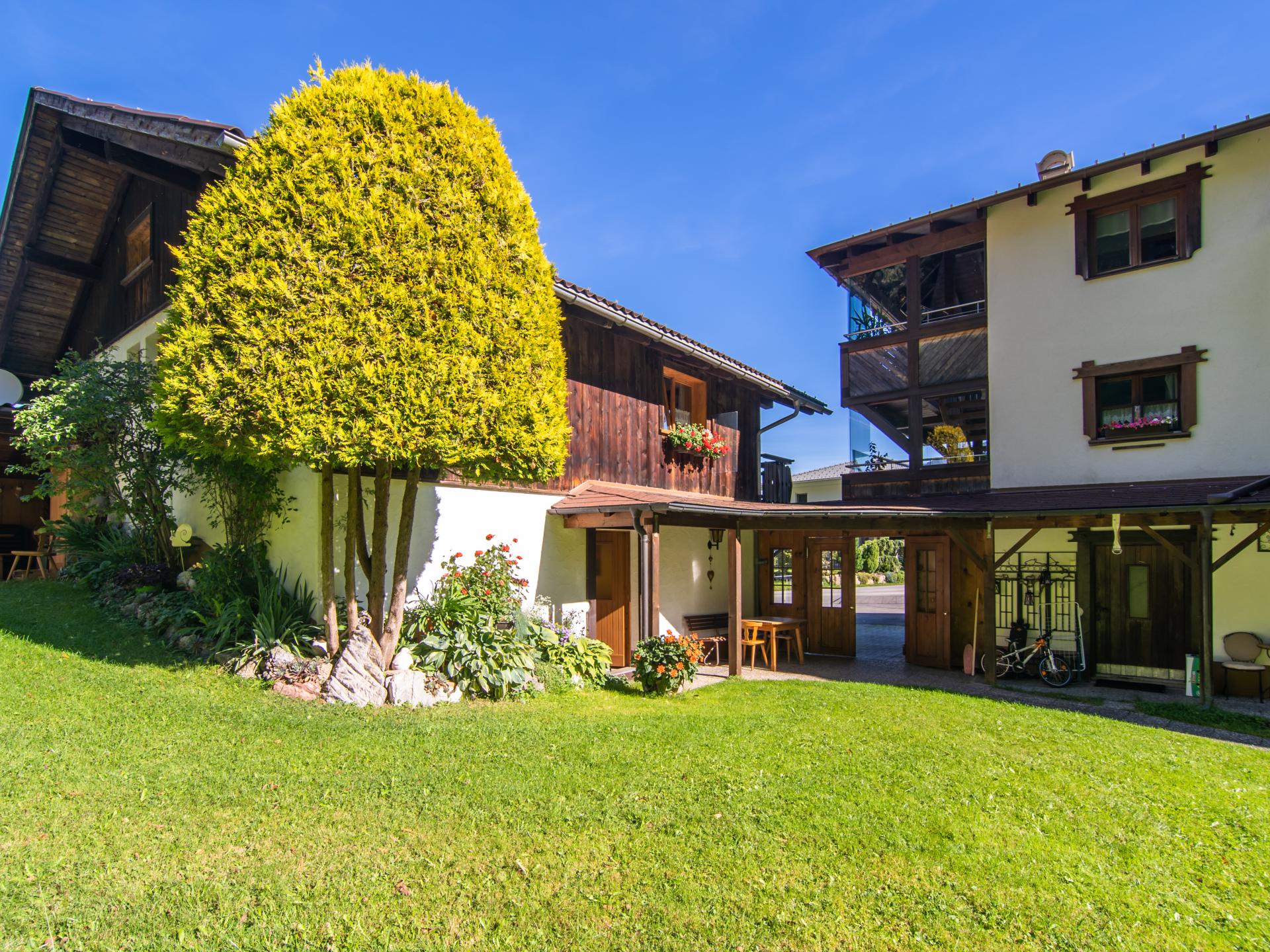 Vrijstaand chalet in Bürserberg met panoramisch bergzicht op 1000m hoogte - foto 25