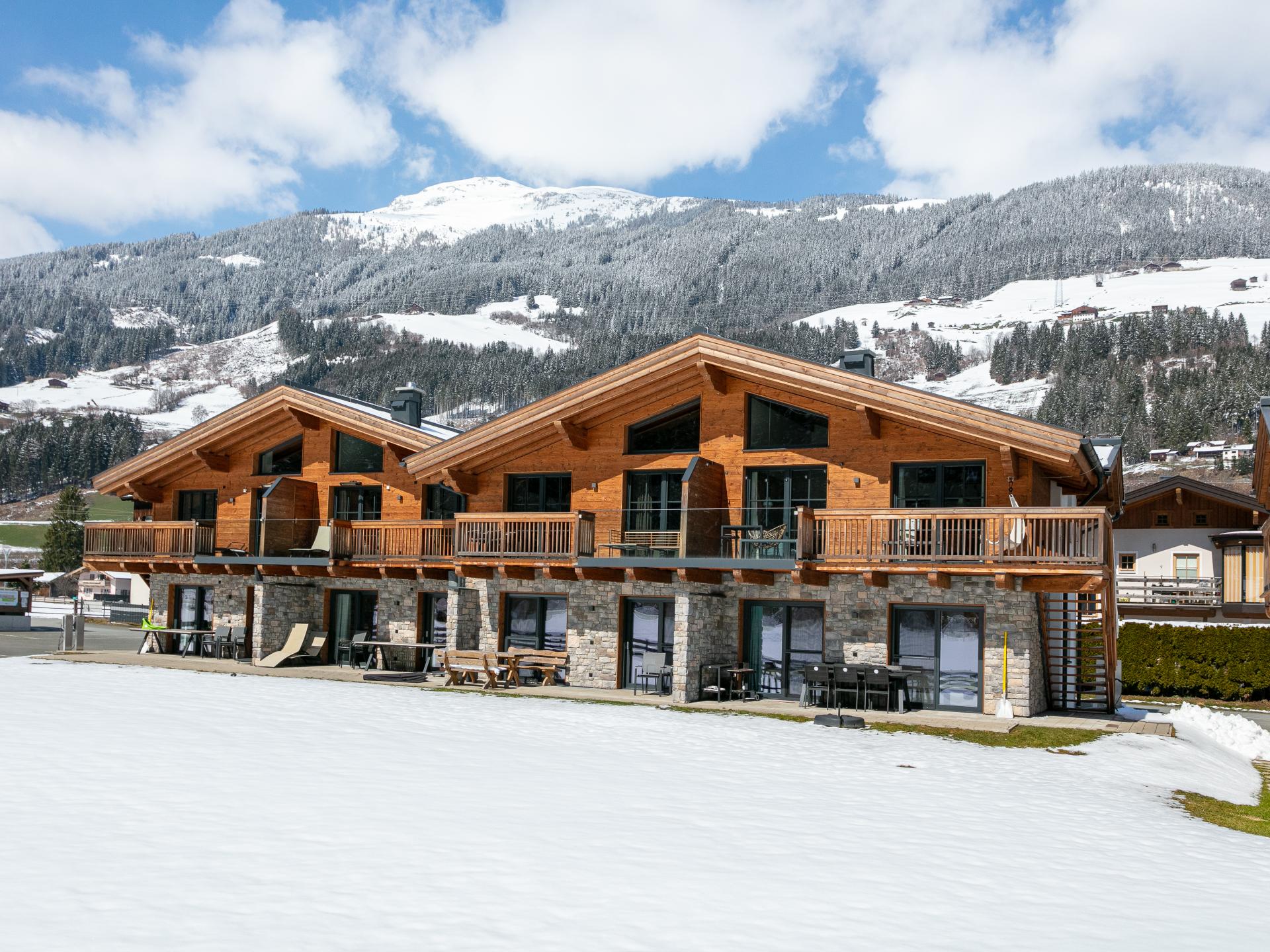 10-persoons luxe chalet met sauna in Wald im Pinzgau · 10 pers. - foto 1