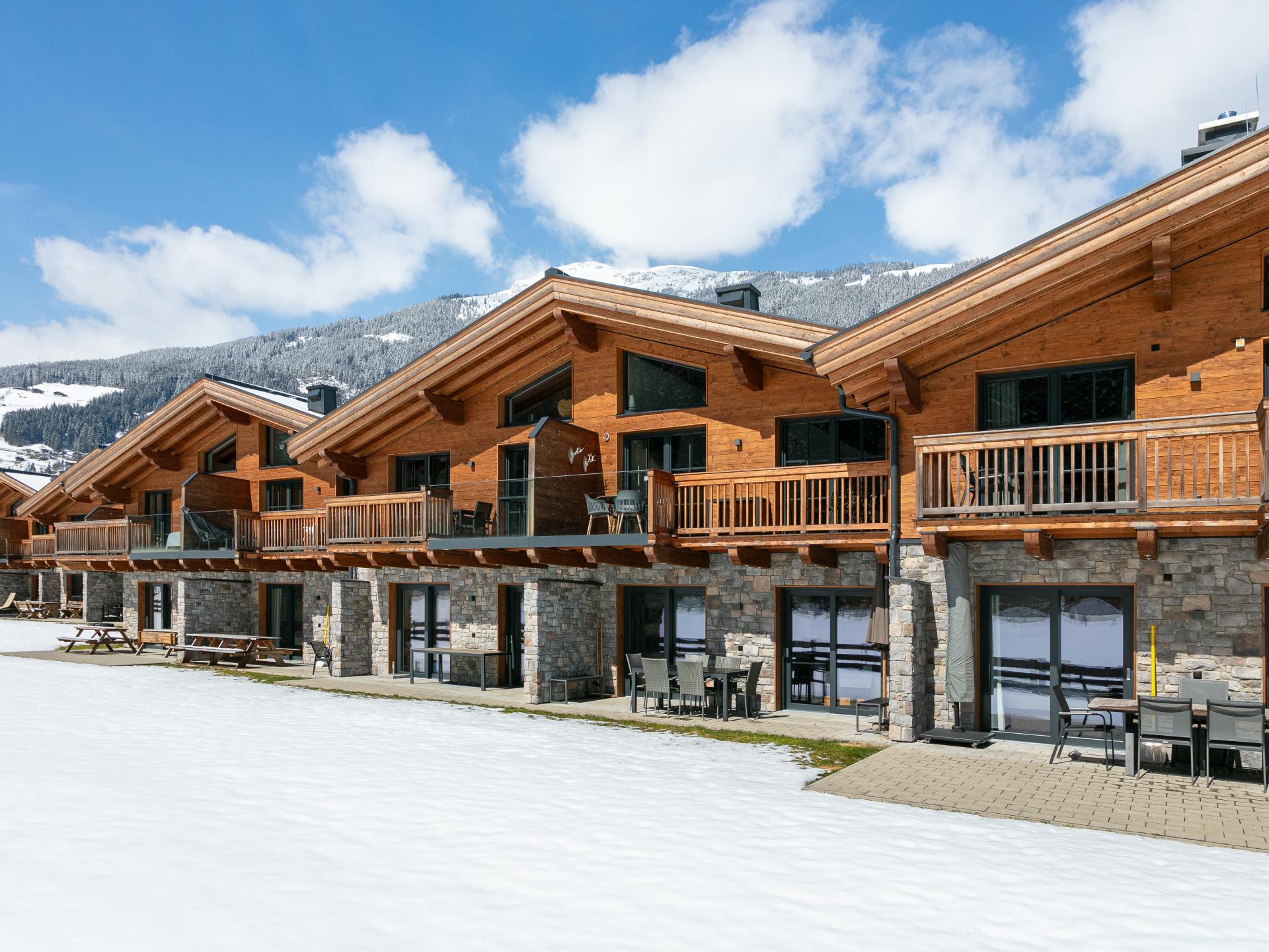 Op 800 m van de piste: Ruim vrijstaand chalet in Wald im Pinzgau · 10 pers. - foto 49
