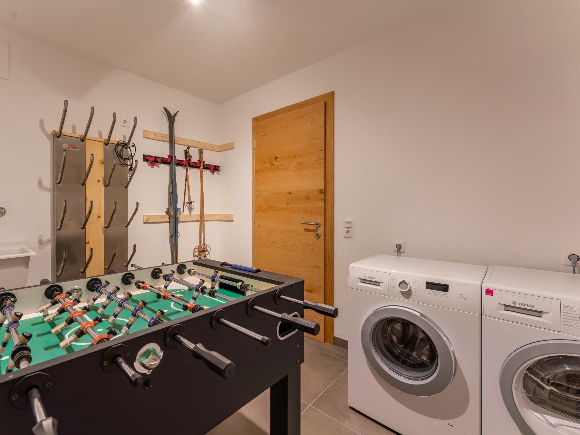 Op 800 m van de piste: Ruim vrijstaand chalet in Wald im Pinzgau · 10 pers. - foto 33