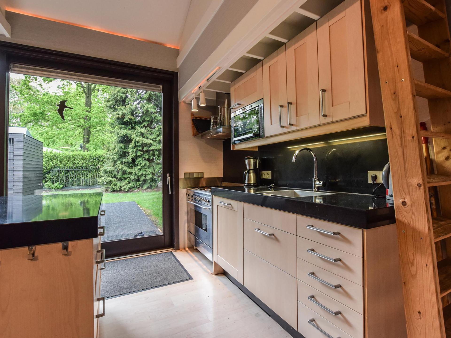 Luxe groepsaccommodatie met sauna in het bos van Haaren, 16 personen - foto 10