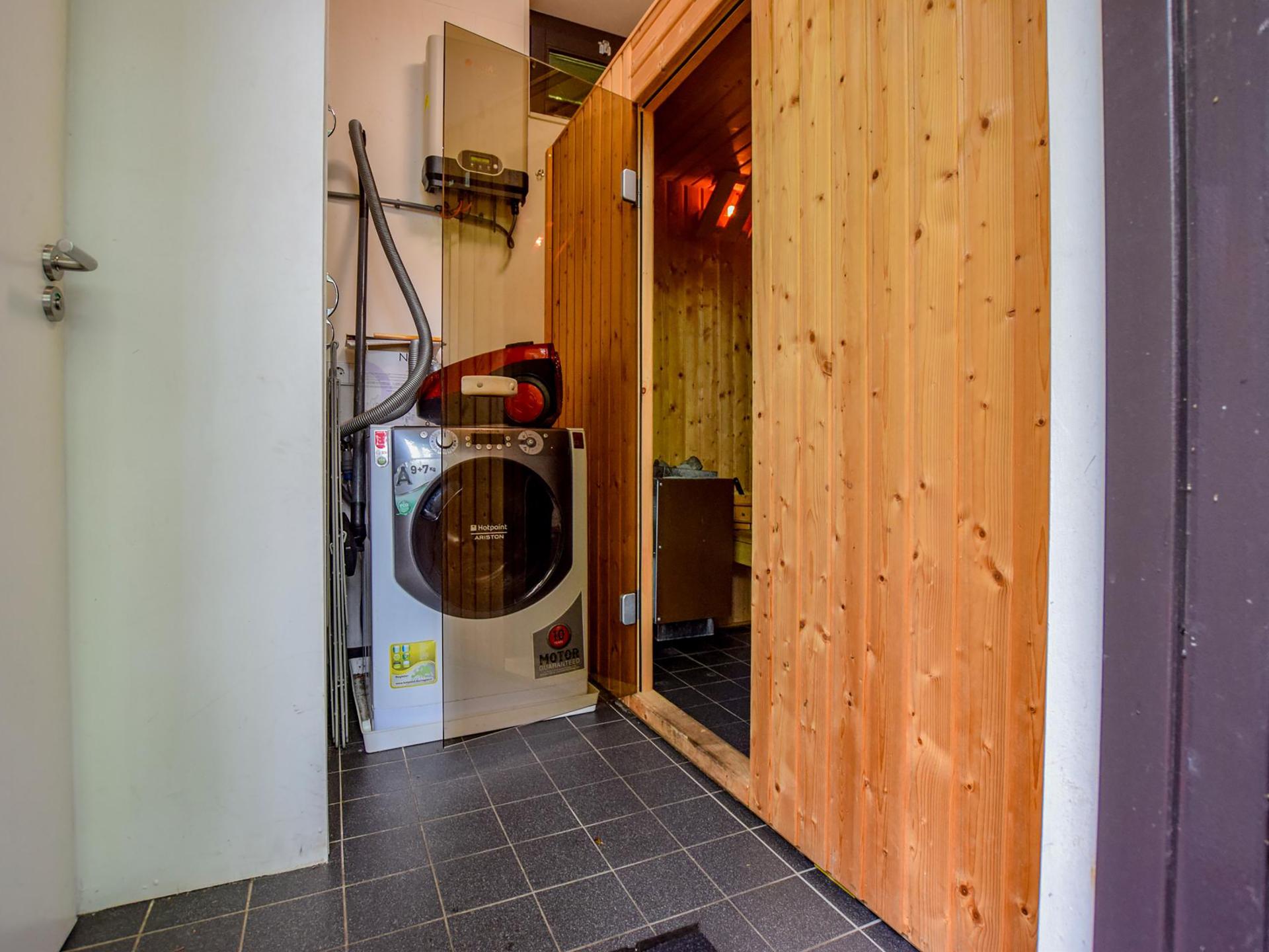 Luxe groepsaccommodatie met sauna in het bos van Haaren, 16 personen - foto 13