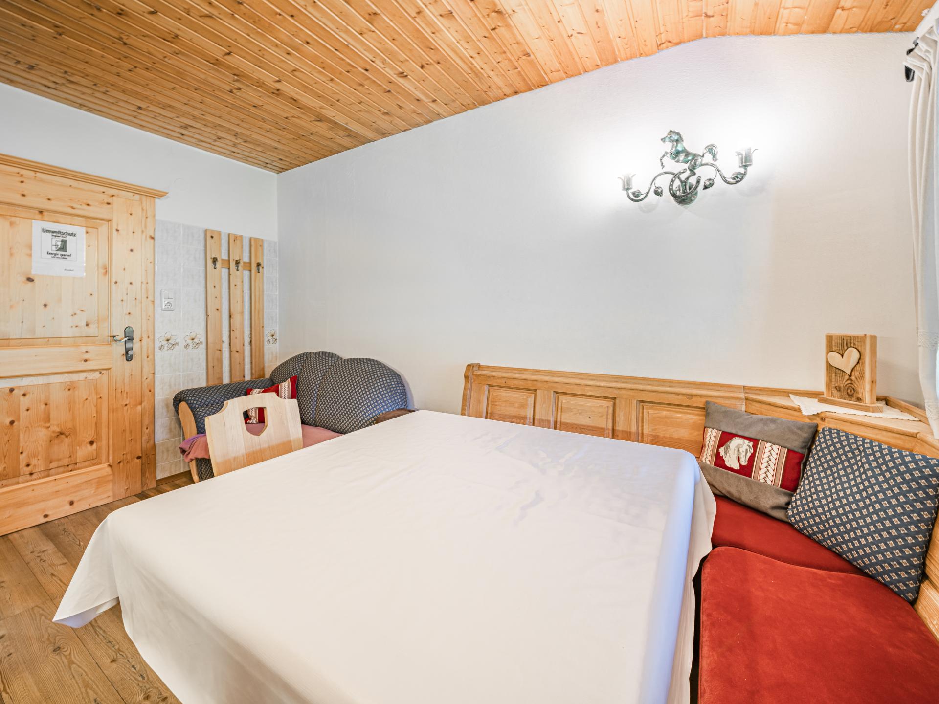 Ruim vakantiehuis voor 27 personen bij de piste in Brixen im Thale - foto 35