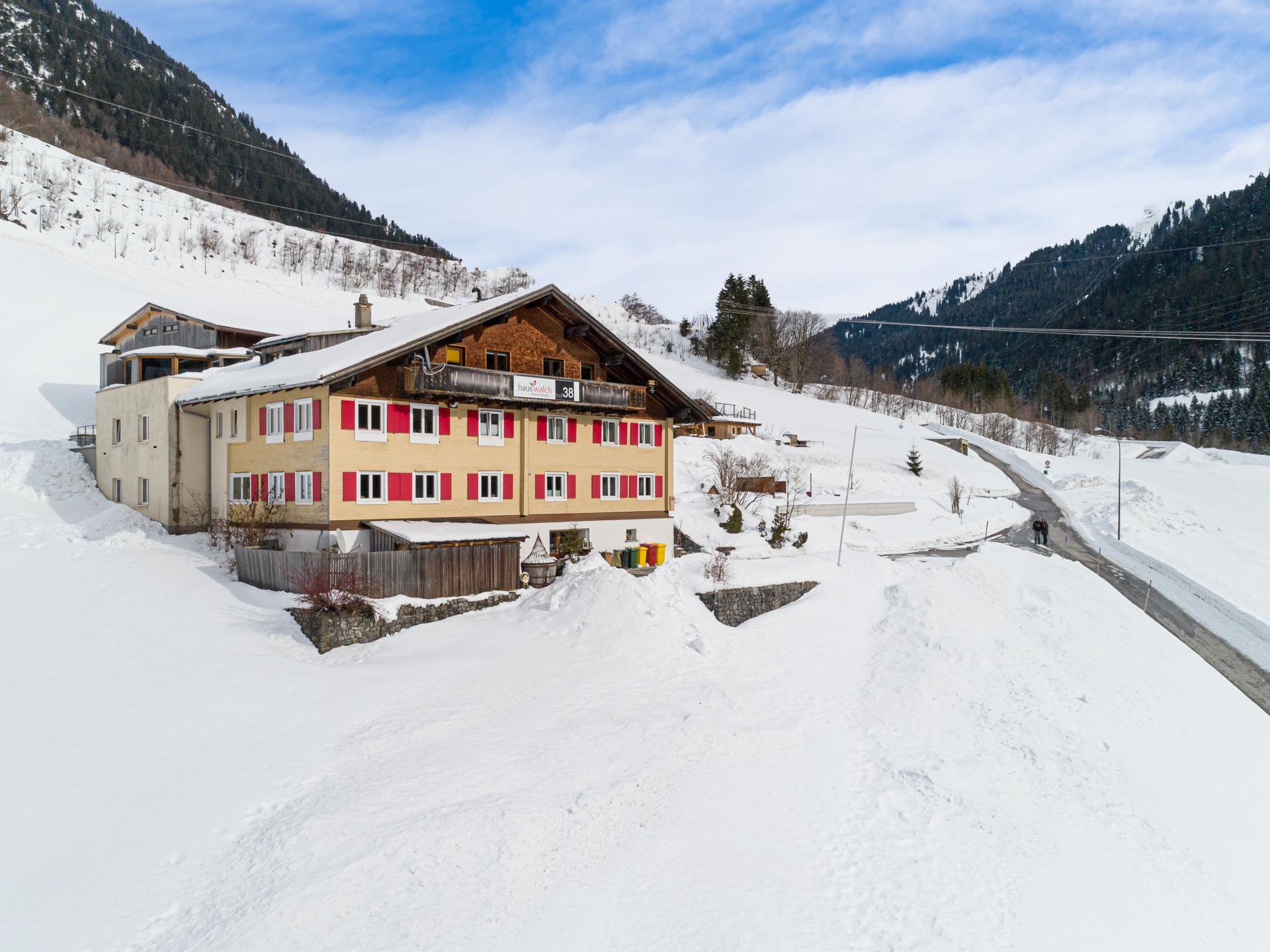 Ruim appartement voor 12 personen direct aan de skipiste in Klösterle - foto 31