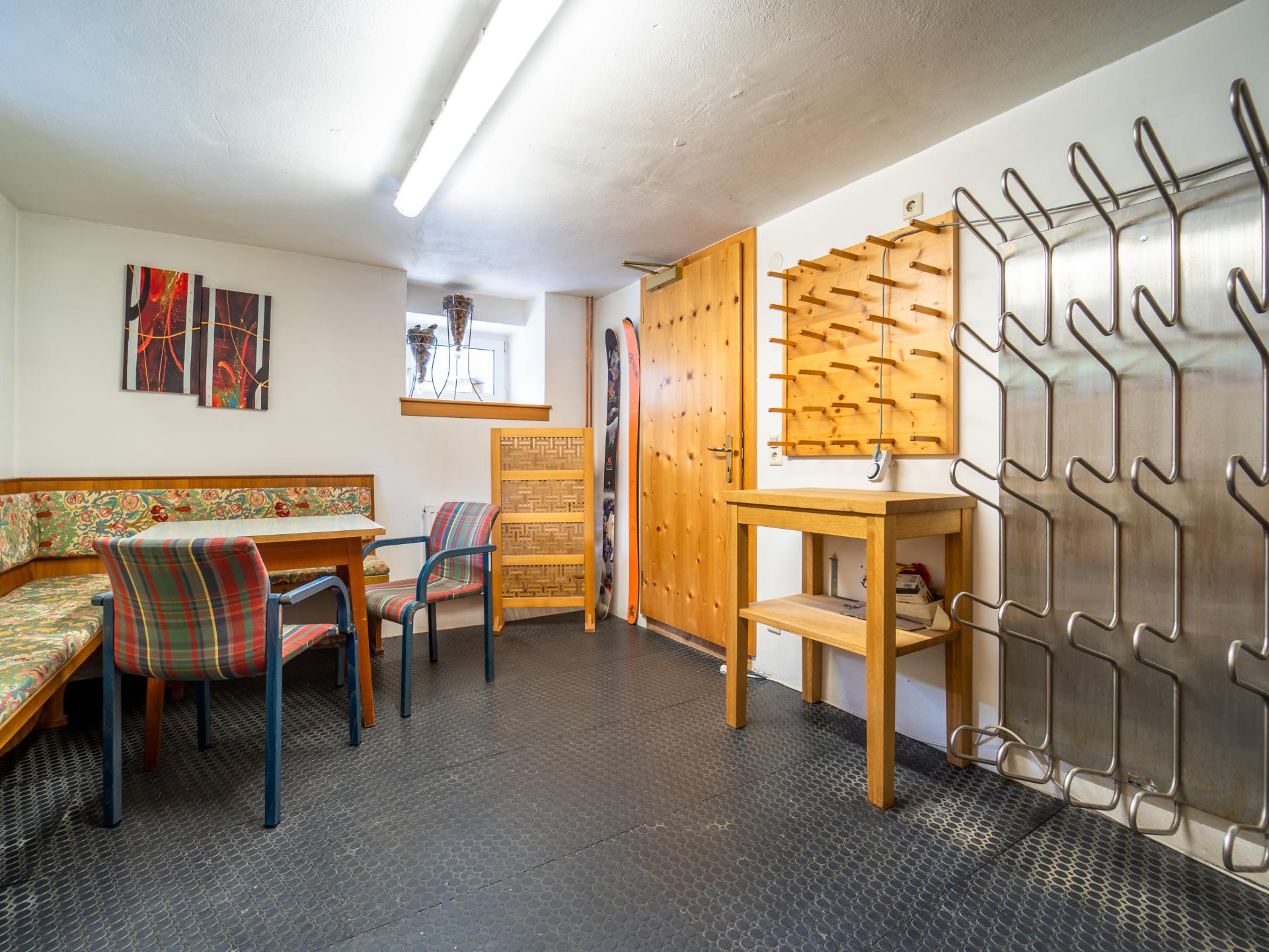 Ruim appartement voor 12 personen direct aan de skipiste in Klösterle - foto 20