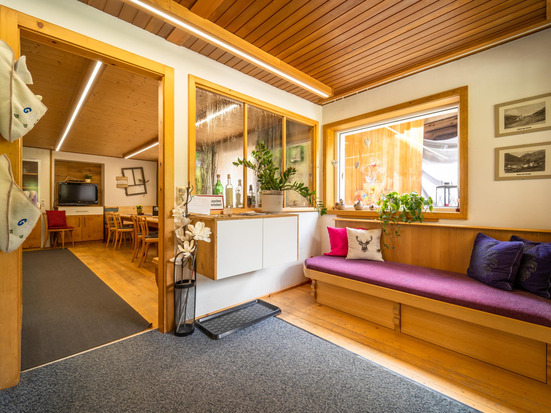Ruim appartement voor 12 personen direct aan de skipiste in Klösterle - foto 9