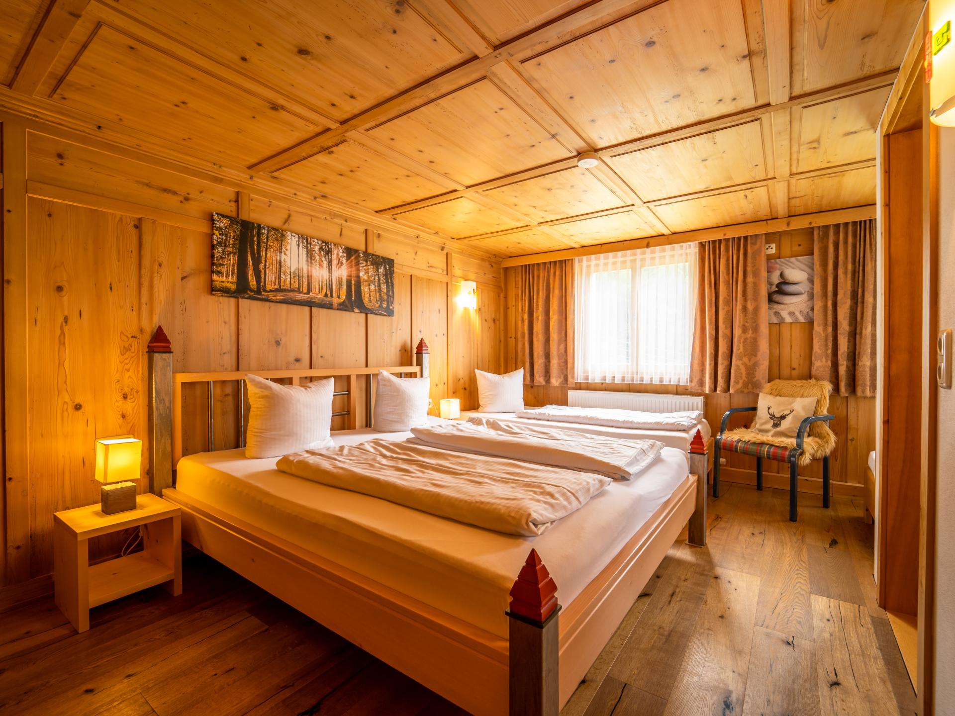 Ruim appartement voor 12 personen direct aan de skipiste in Klösterle - foto 4