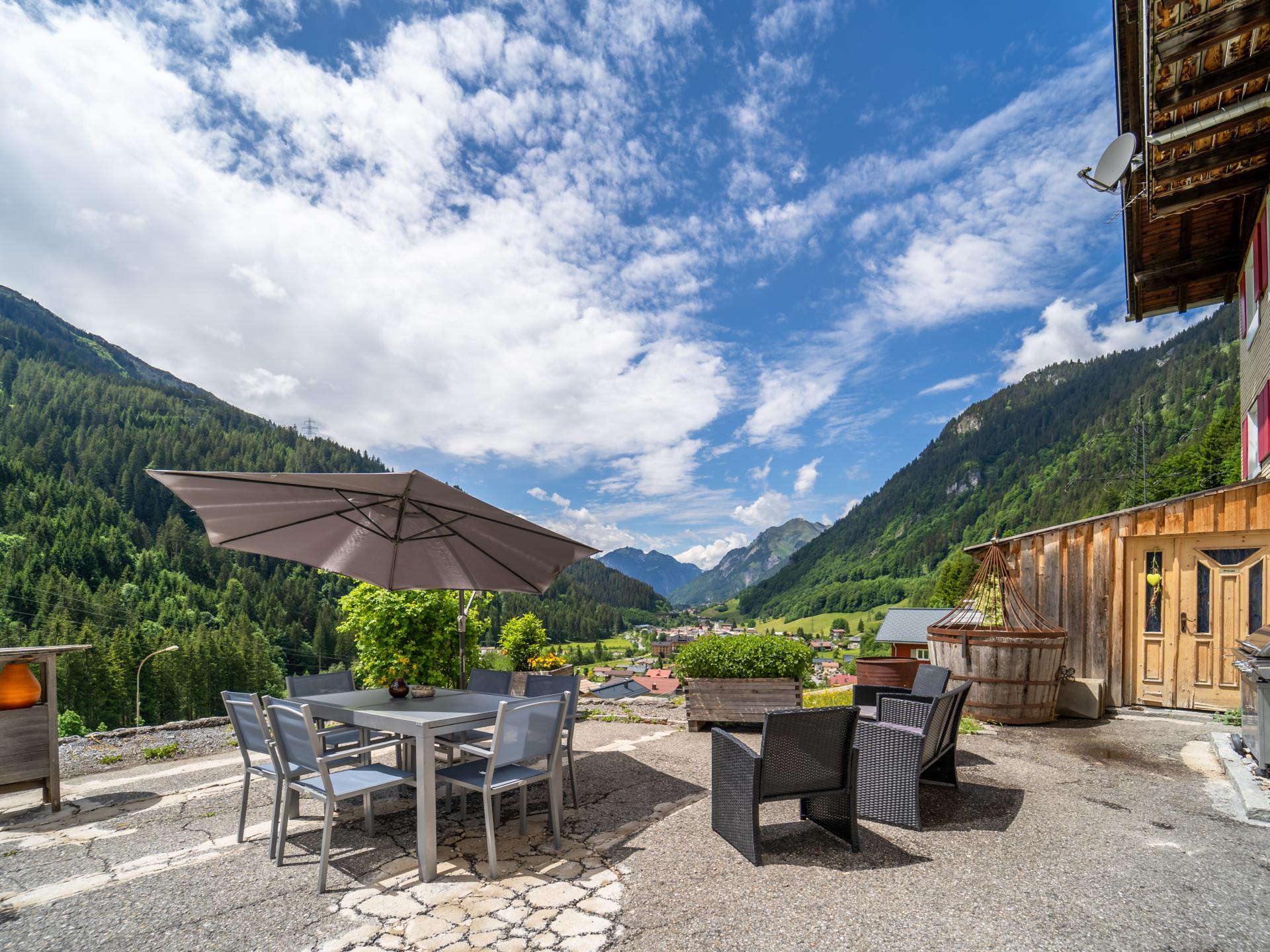Ruim appartement voor 12 personen direct aan de skipiste in Klösterle - foto 22