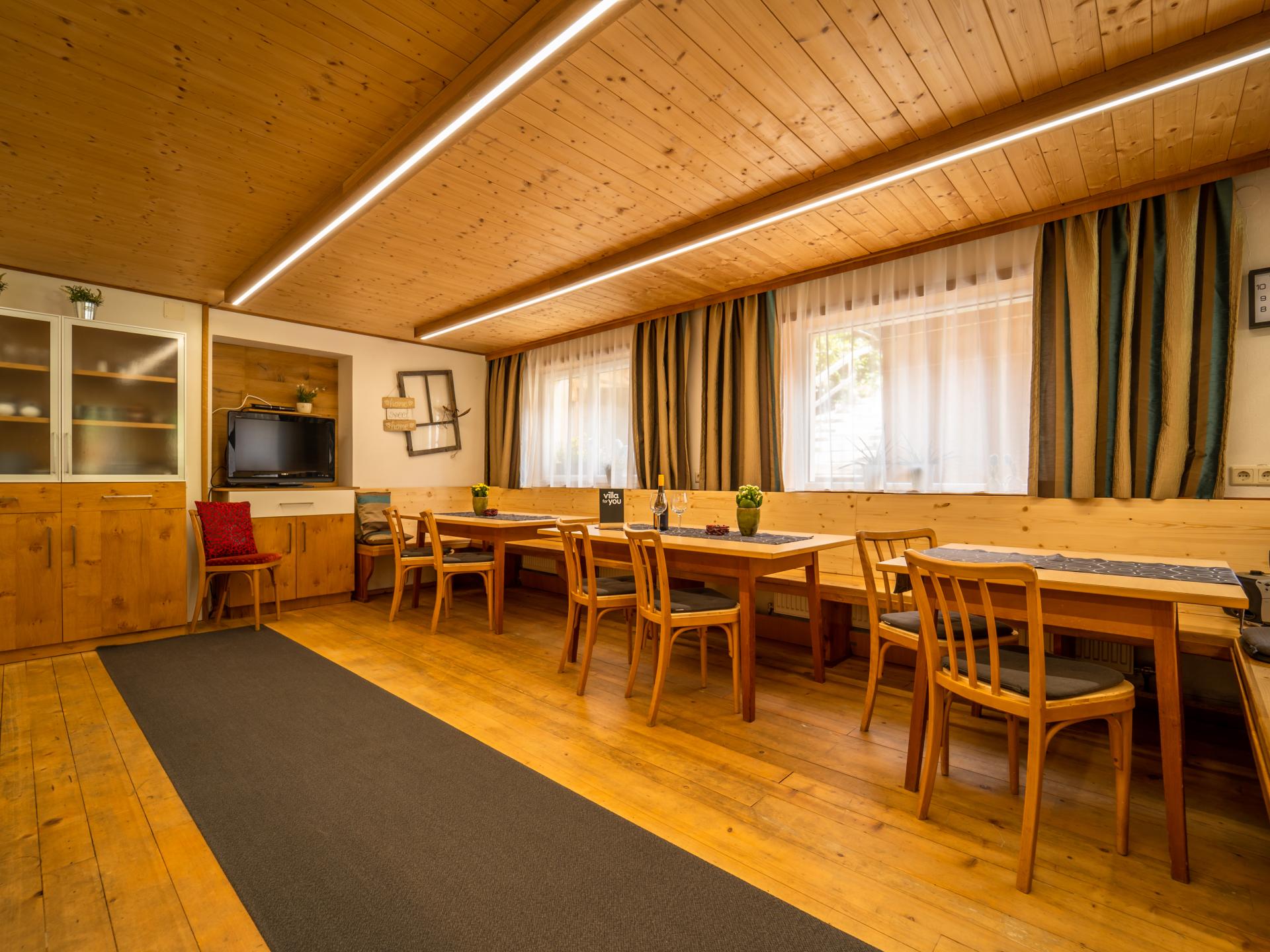 Ruim appartement voor 12 personen direct aan de skipiste in Klösterle - foto 10