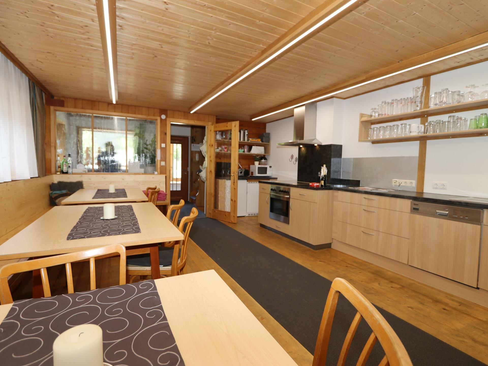 Ruim groepsappartement direct aan de piste in Klösterle, Arlberg - foto 3