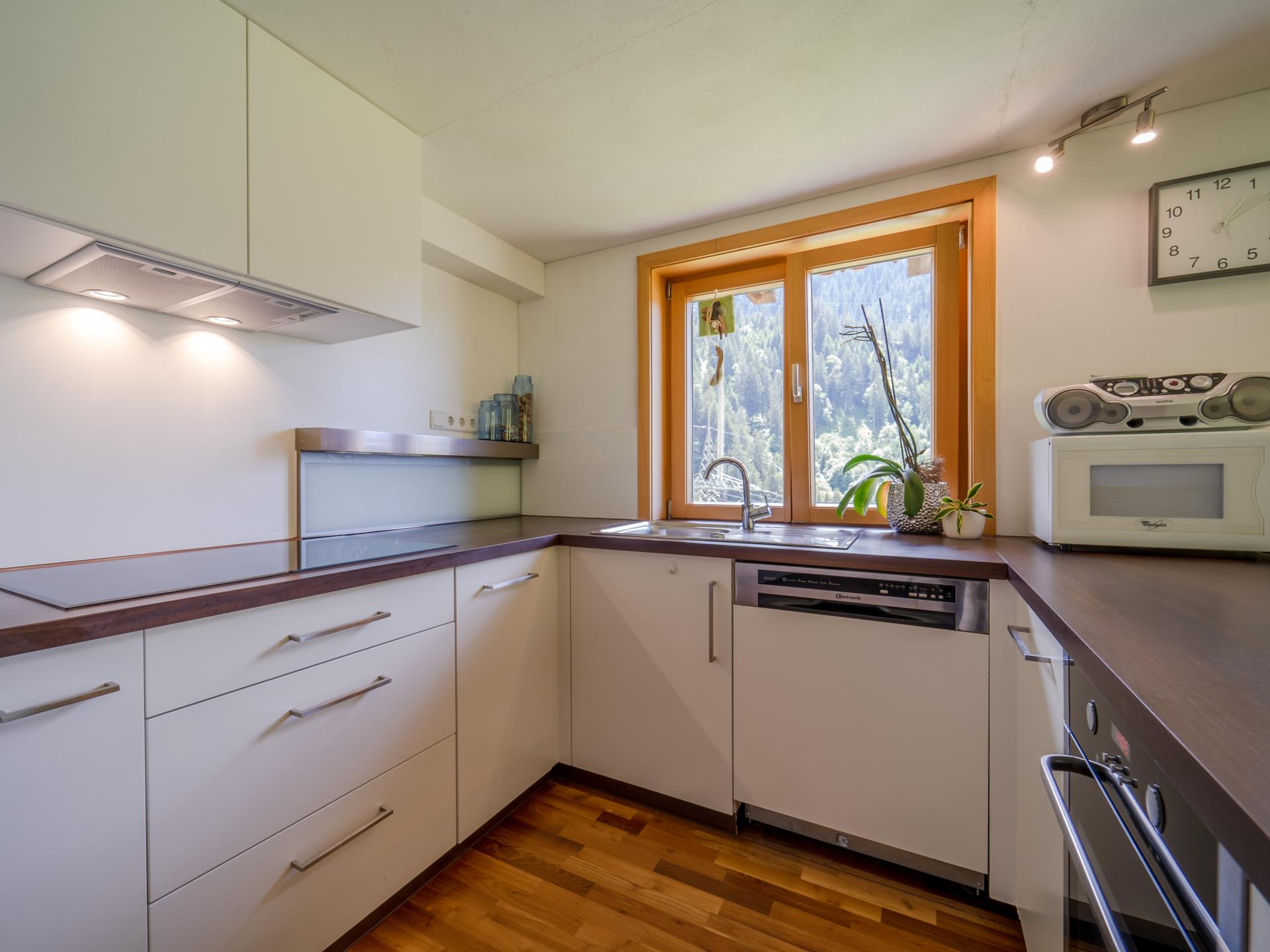 Ruim groepsappartement direct aan de piste in Klösterle, Arlberg - foto 23