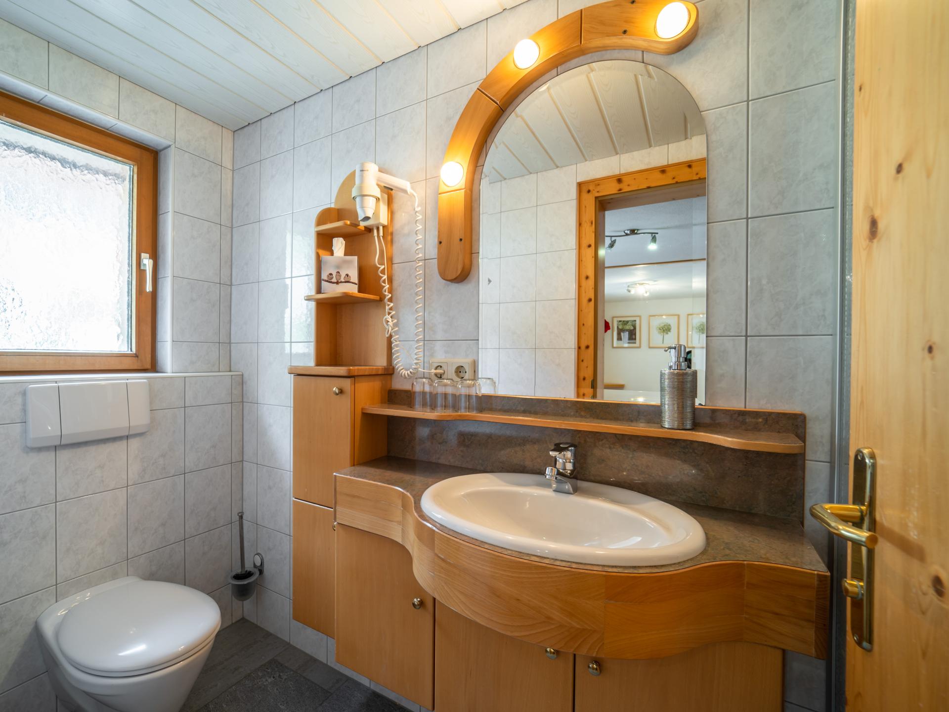 Ruim groepsappartement direct aan de piste in Klösterle, Arlberg - foto 10