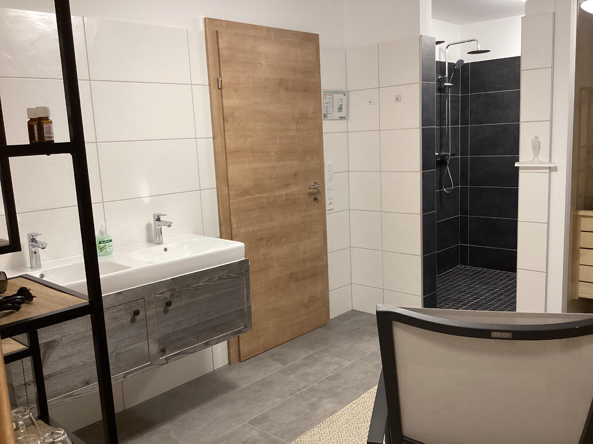 Luxe chalet voor 12 personen met sauna direct aan de piste in Donnersbachwald - foto 17