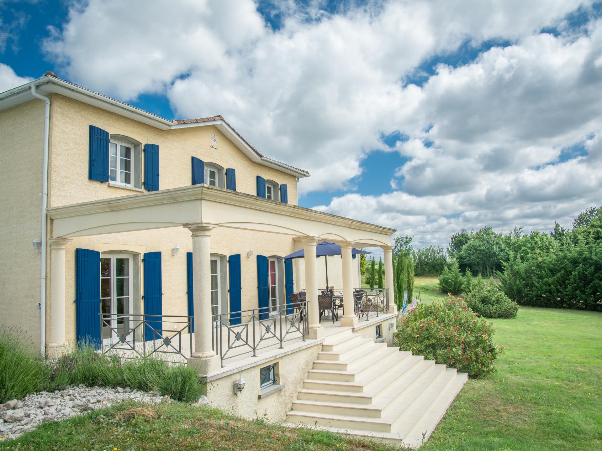 Vrijstaand vakantiehuis met privézwembad in Montaigu de Quercy - foto 7