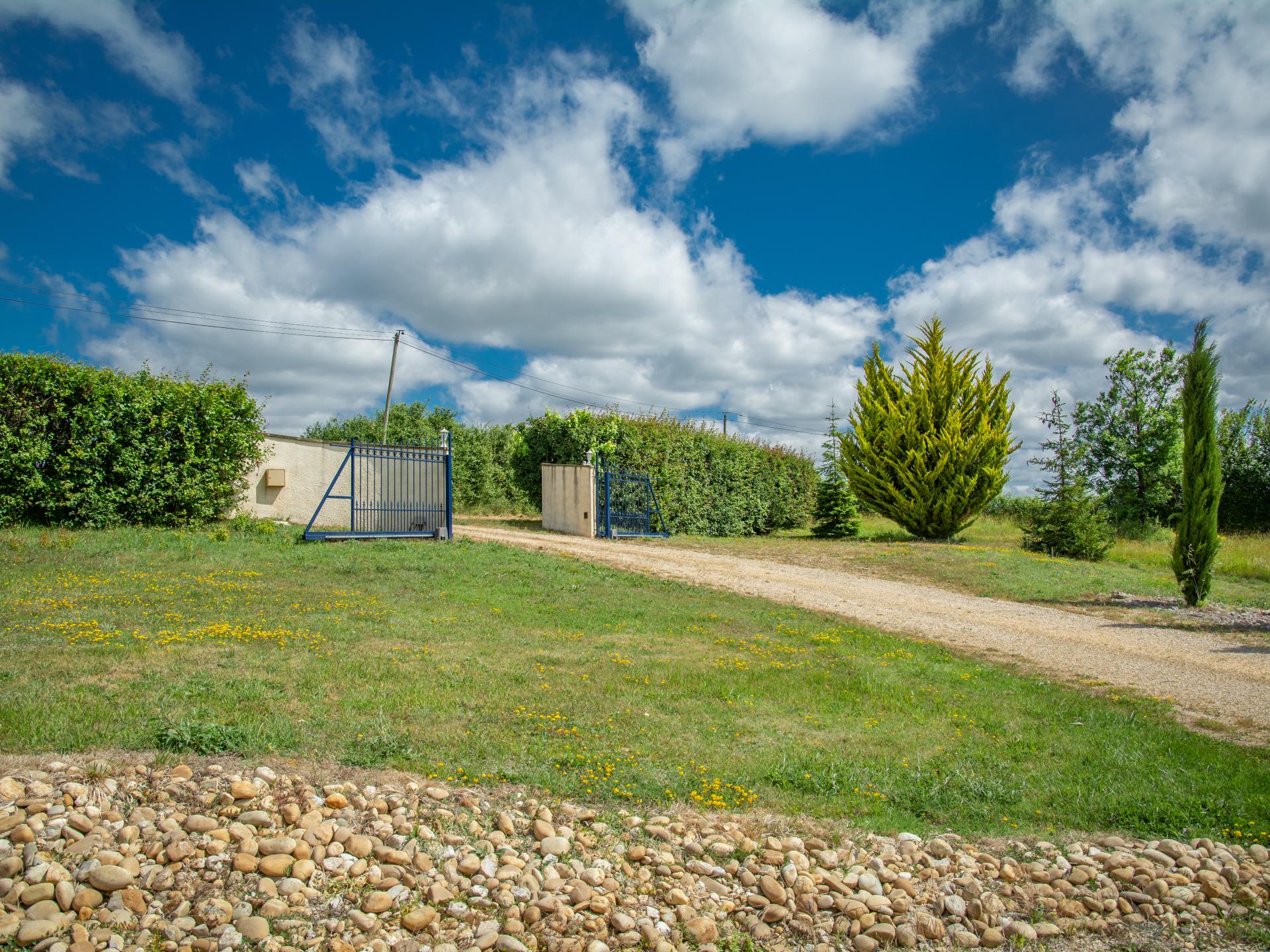 Vrijstaand vakantiehuis met privézwembad in Montaigu de Quercy - foto 35