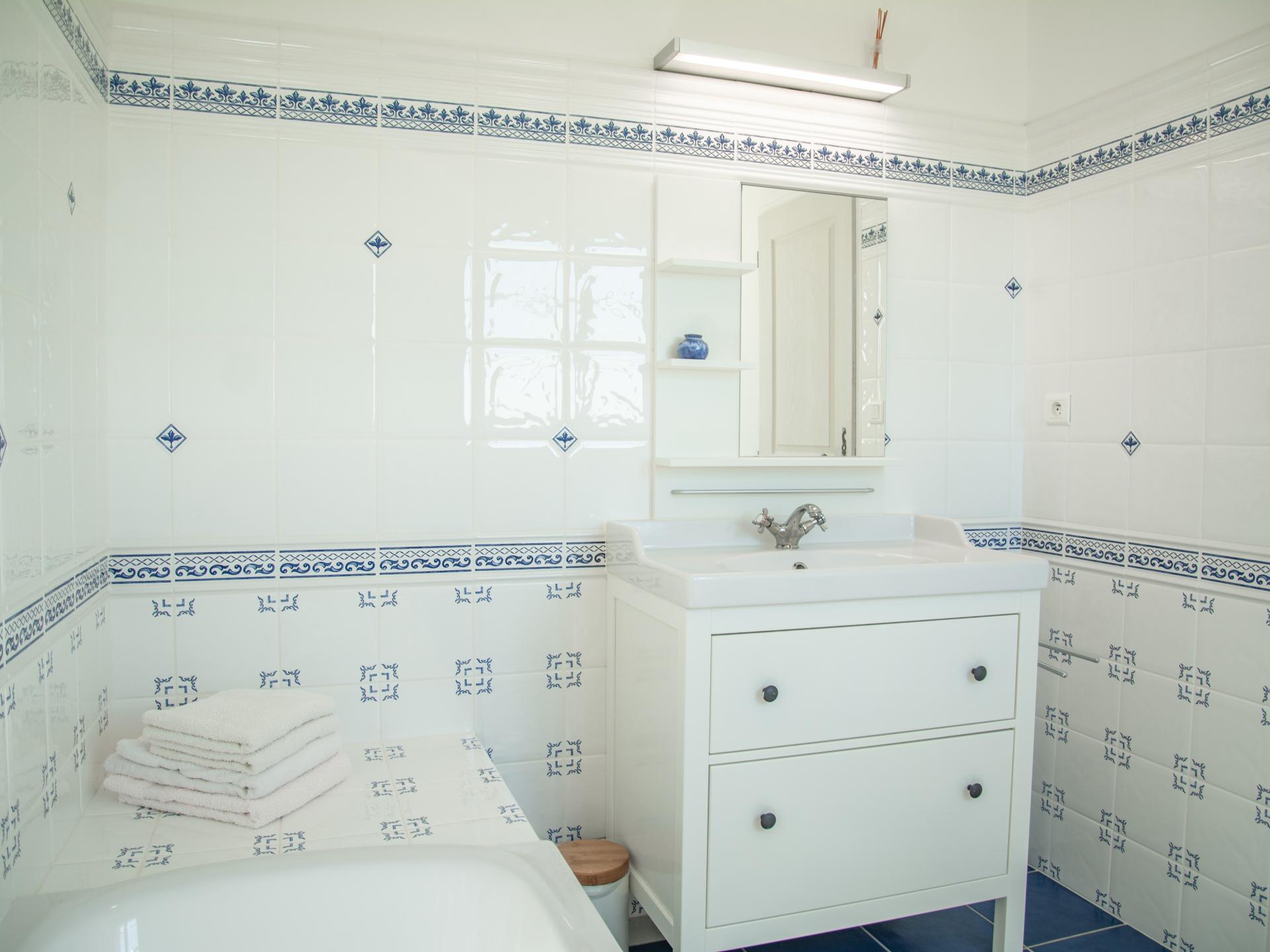 Vrijstaand vakantiehuis met privézwembad in Montaigu de Quercy - foto 19