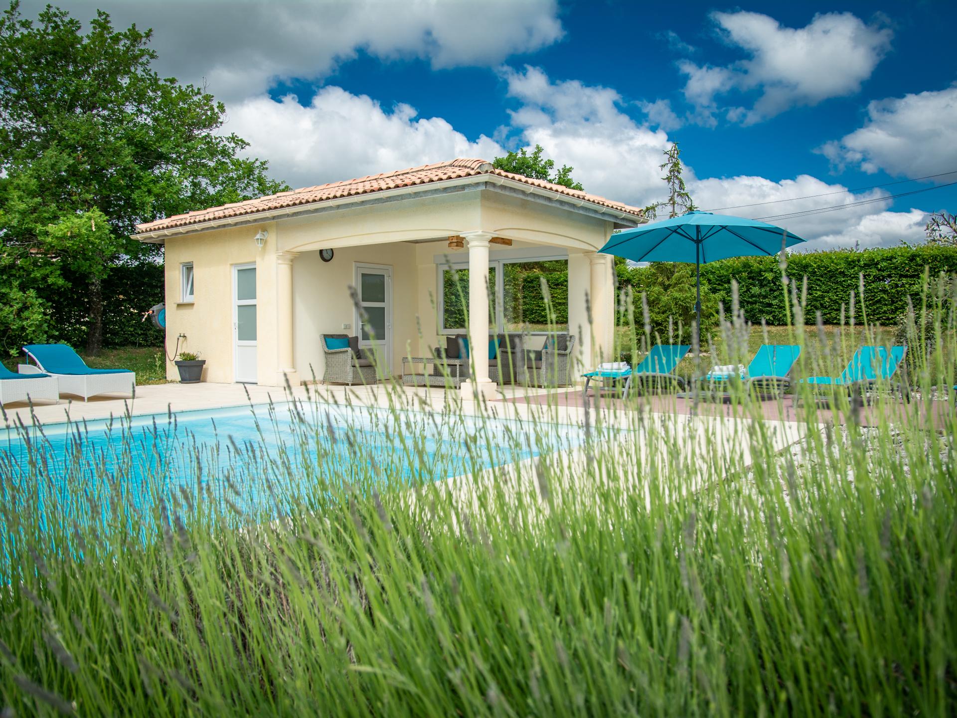 Vrijstaand vakantiehuis met privézwembad in Montaigu de Quercy - foto 40