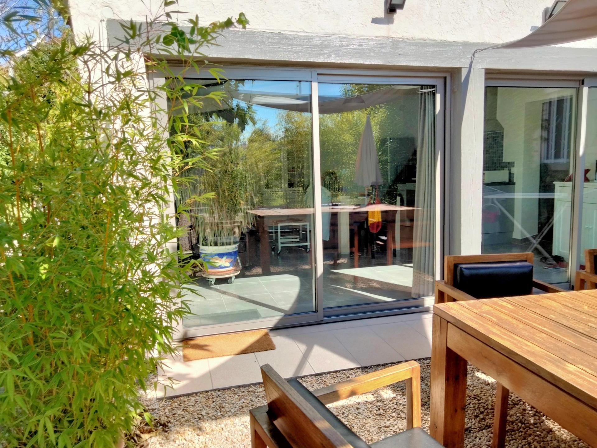 Moderne gîte met zwembad in L'Isle-sur-la-Sorgue - foto 14
