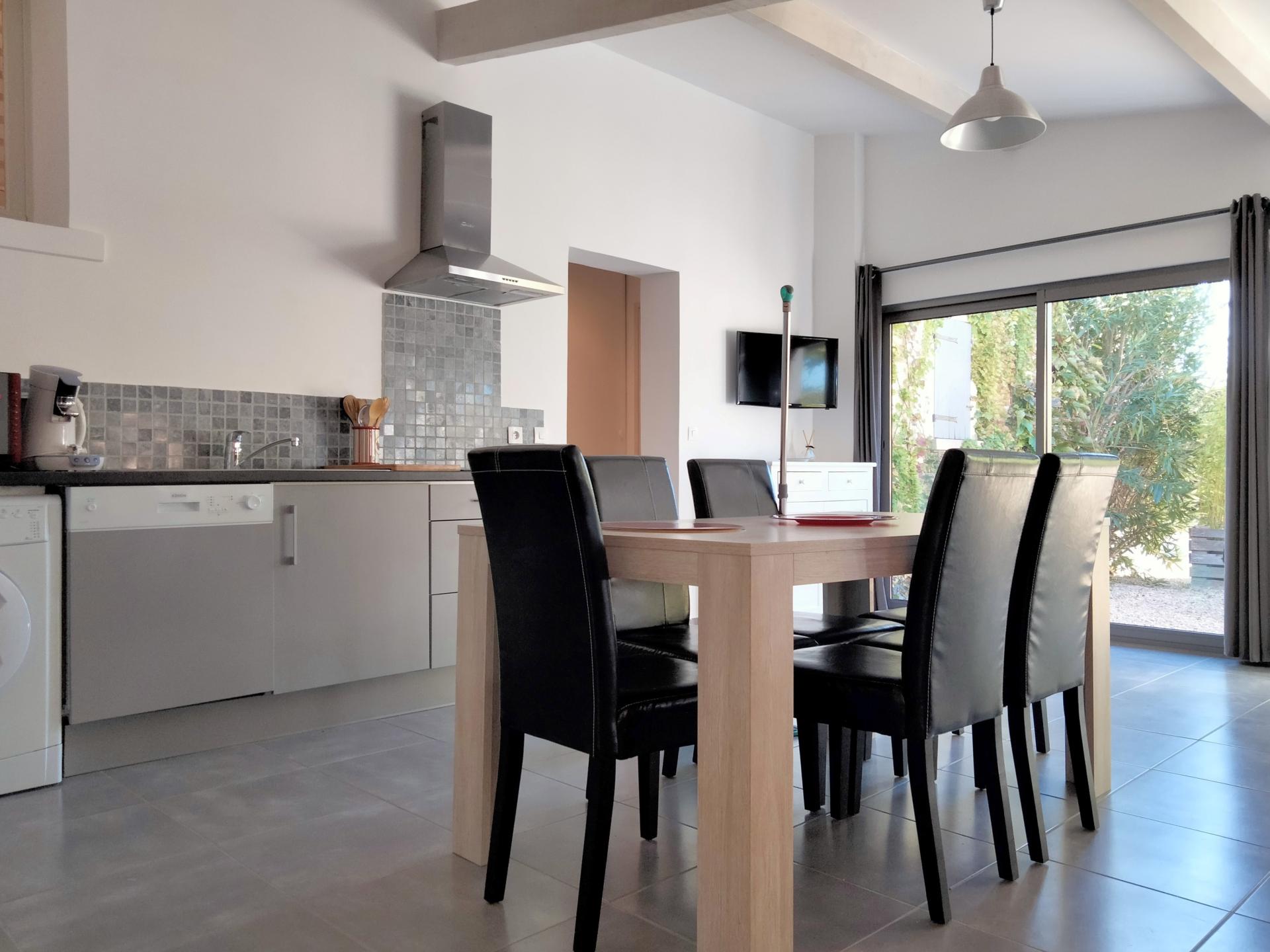 Moderne gîte met zwembad in L'Isle-sur-la-Sorgue - foto 8