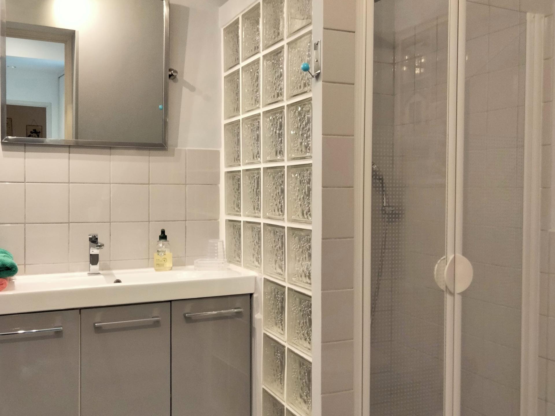 Moderne gîte met zwembad in L'Isle-sur-la-Sorgue - foto 13