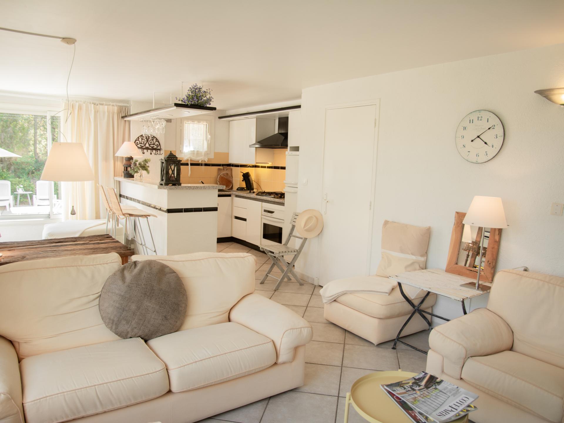 Vrijstaand vakantiehuis in Fréjus met gemeenschappelijk zwembad - foto 7