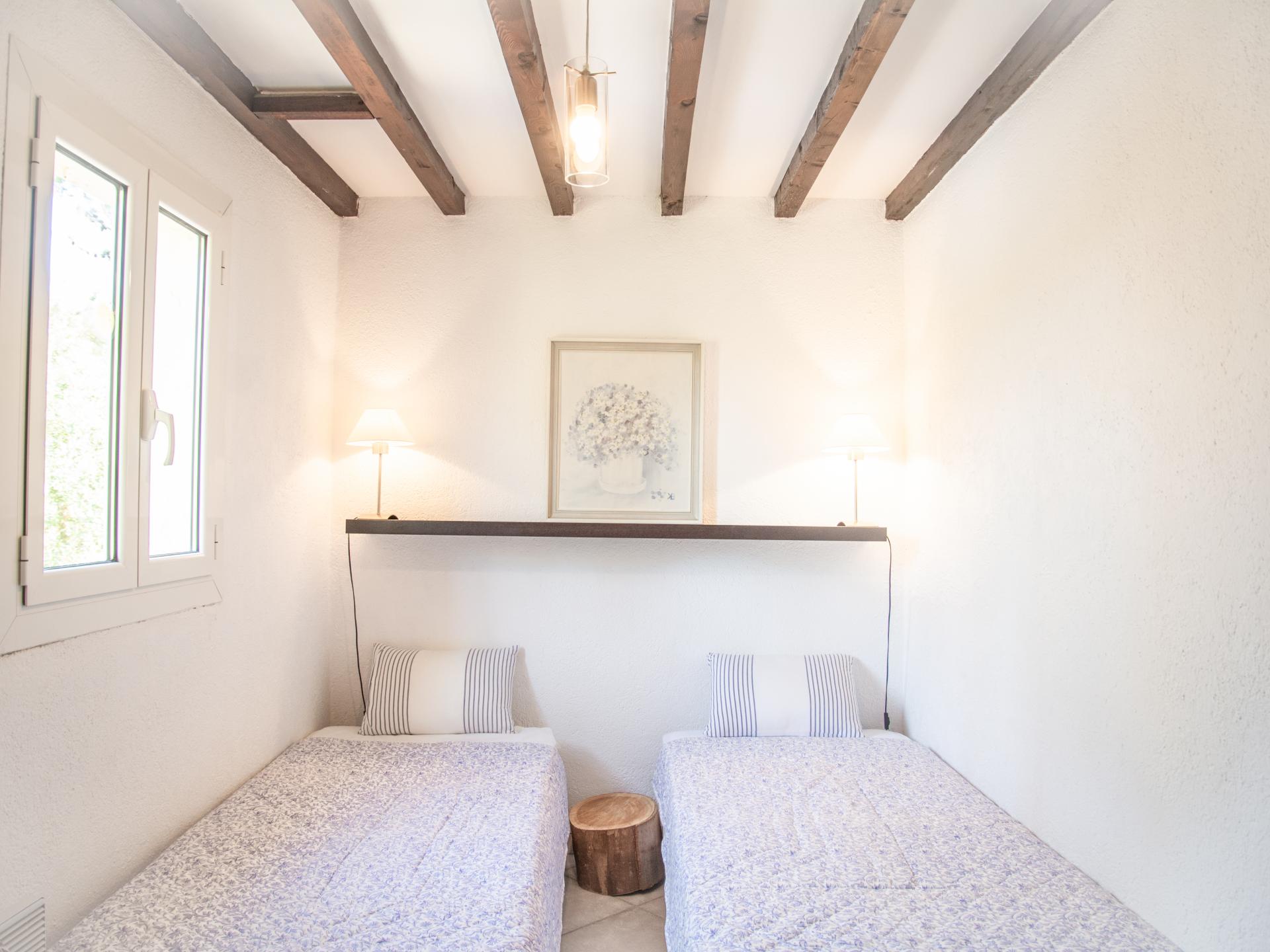 Vrijstaand vakantiehuis in Fréjus met gemeenschappelijk zwembad - foto 18