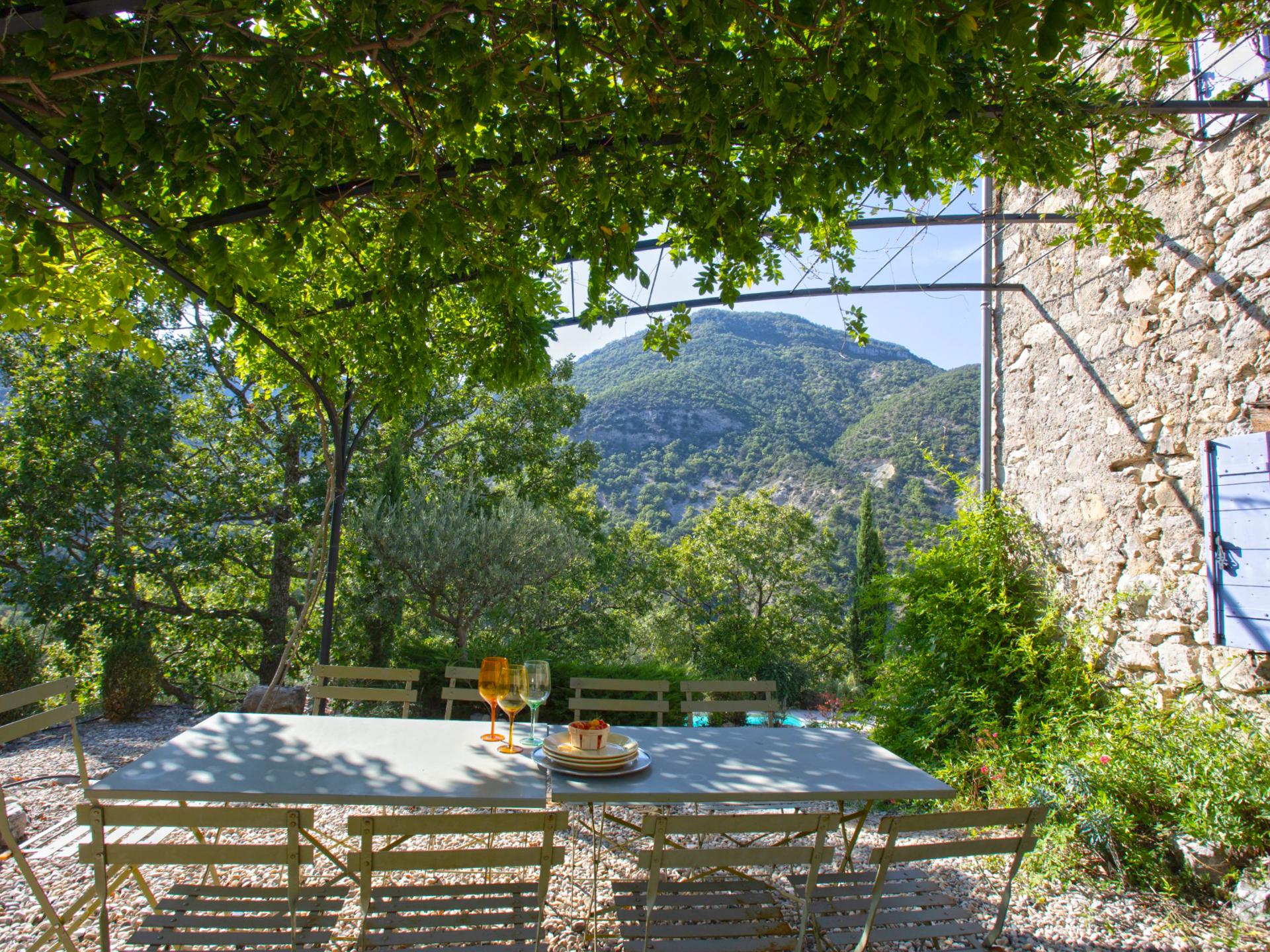Authentiek landhuis met verwarmd zwembad en panoramisch uitzicht in Montaulieu - foto 5
