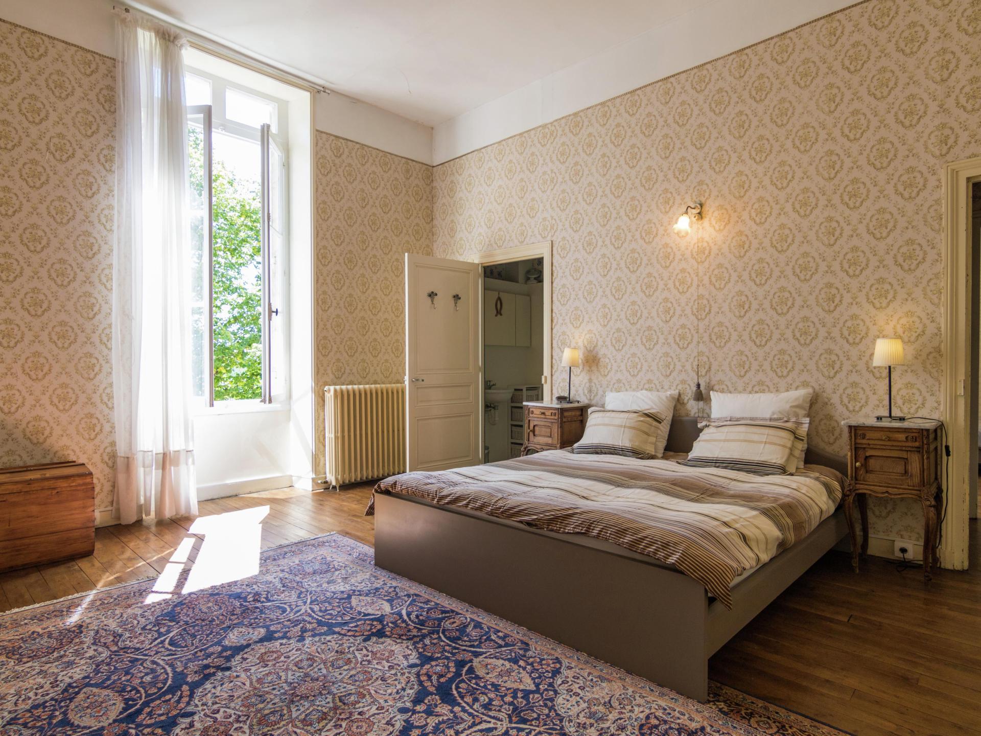 Charmant vakantiehuis in Brouchaud met privézwembad en uitzicht - foto 16