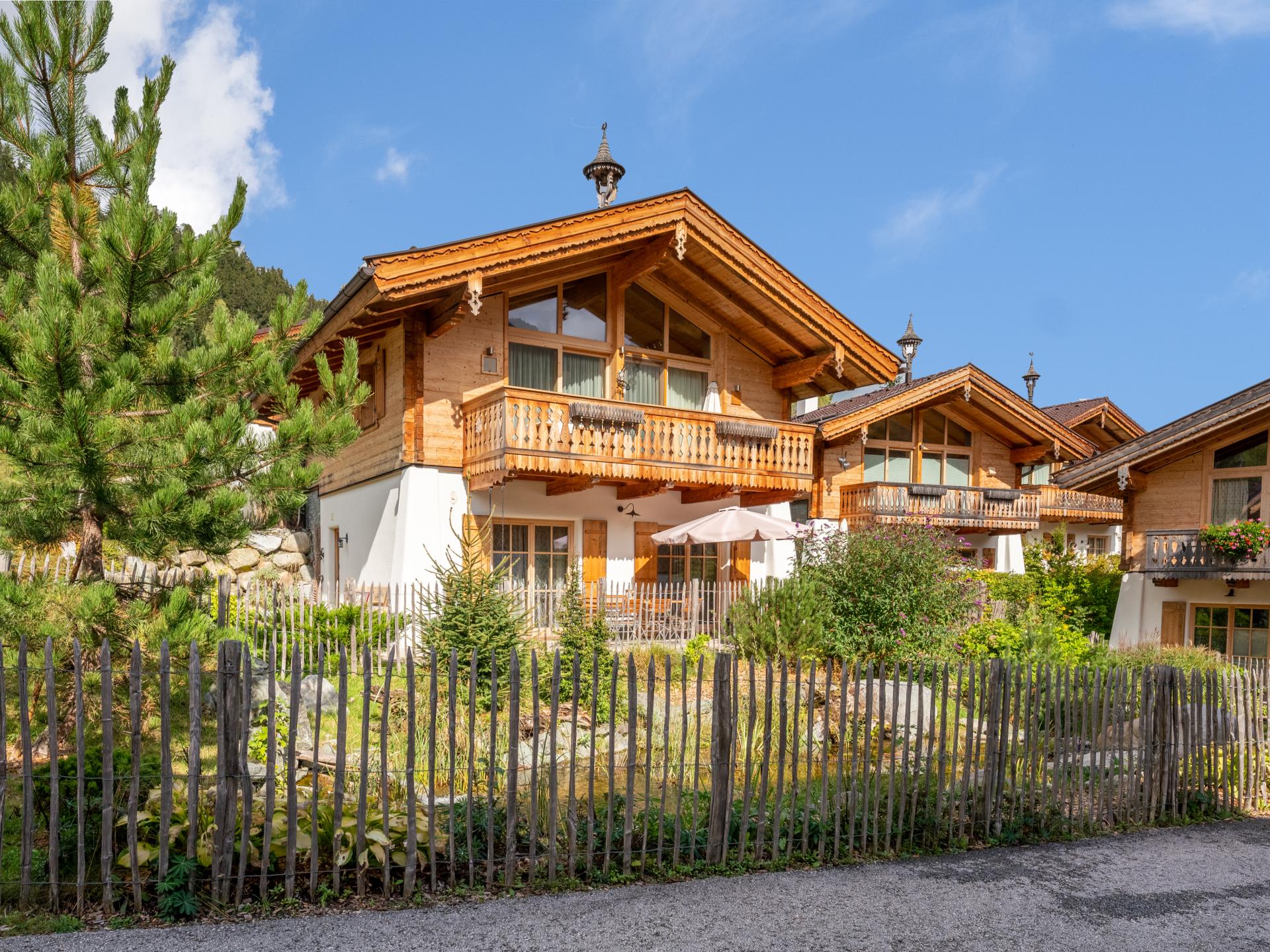Chic vakantiehuis met sauna op 650m van de Wildkogelbahn | 8 pers. - foto 2