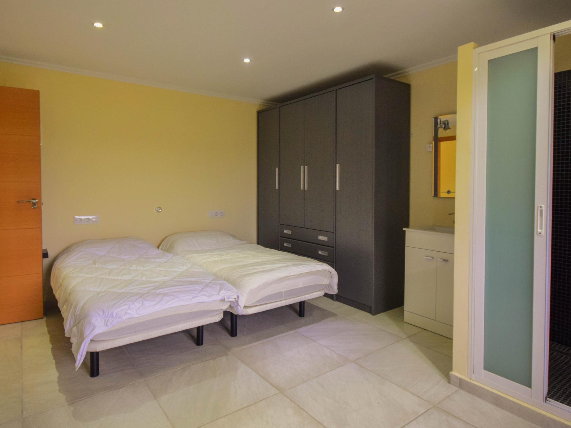 10-persoons vakantiehuis met privézwembad in Vire sur Lot - foto 16