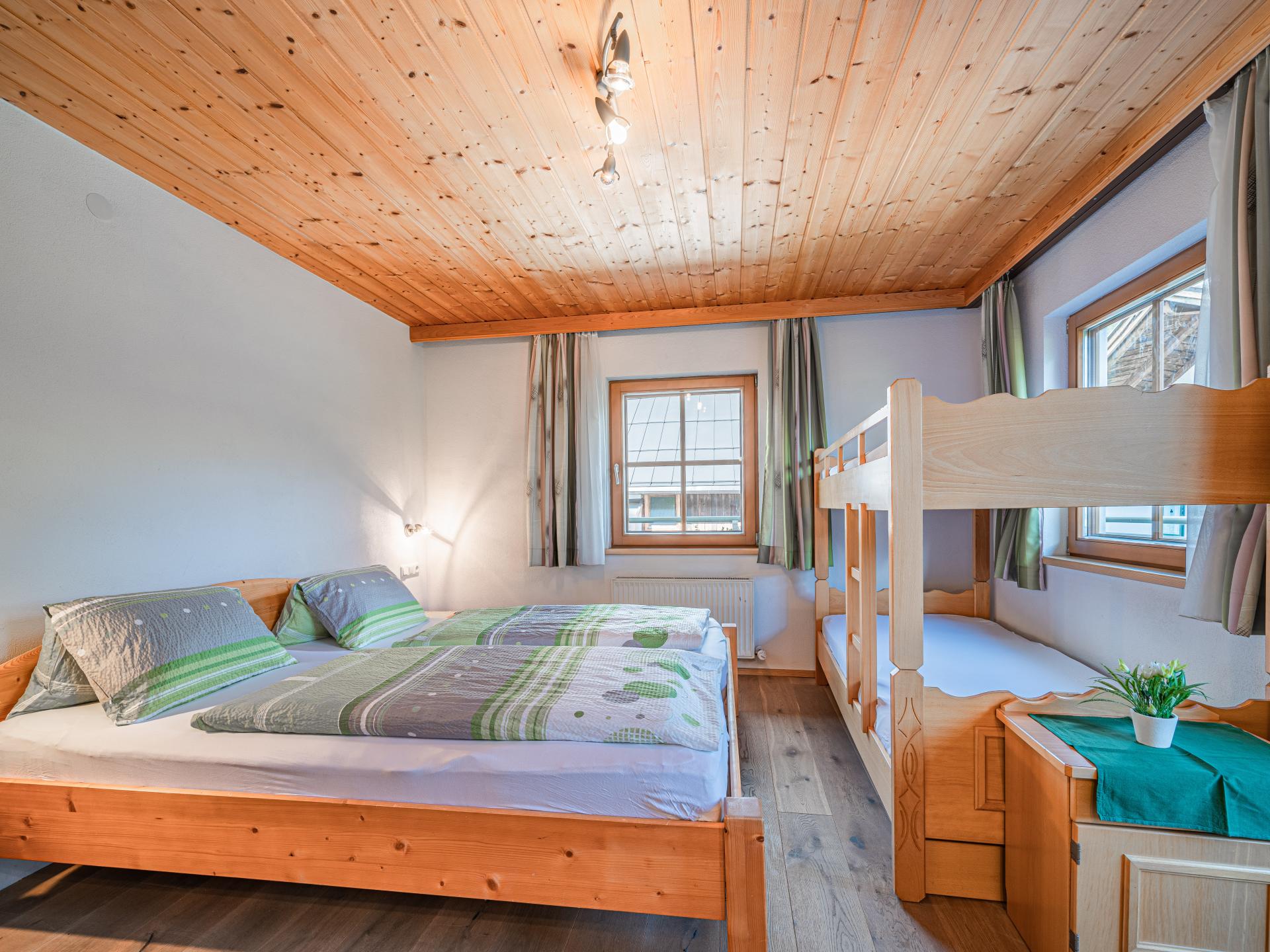 Sprookjesachtig landhuis voor 18 personen direct aan de skipiste in Neukirchen - foto 2