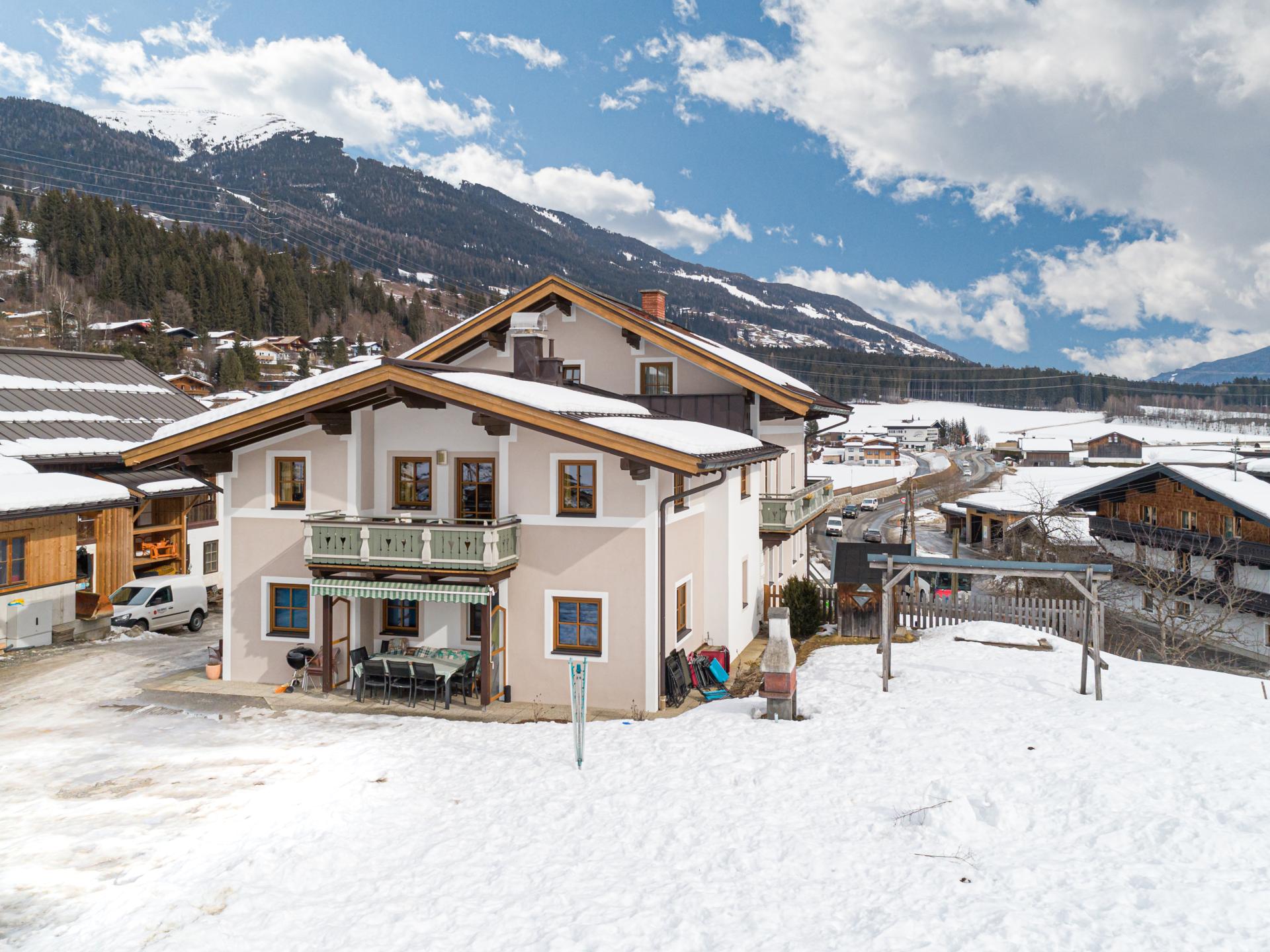 Sprookjesachtig landhuis voor 18 personen direct aan de skipiste in Neukirchen - foto 31