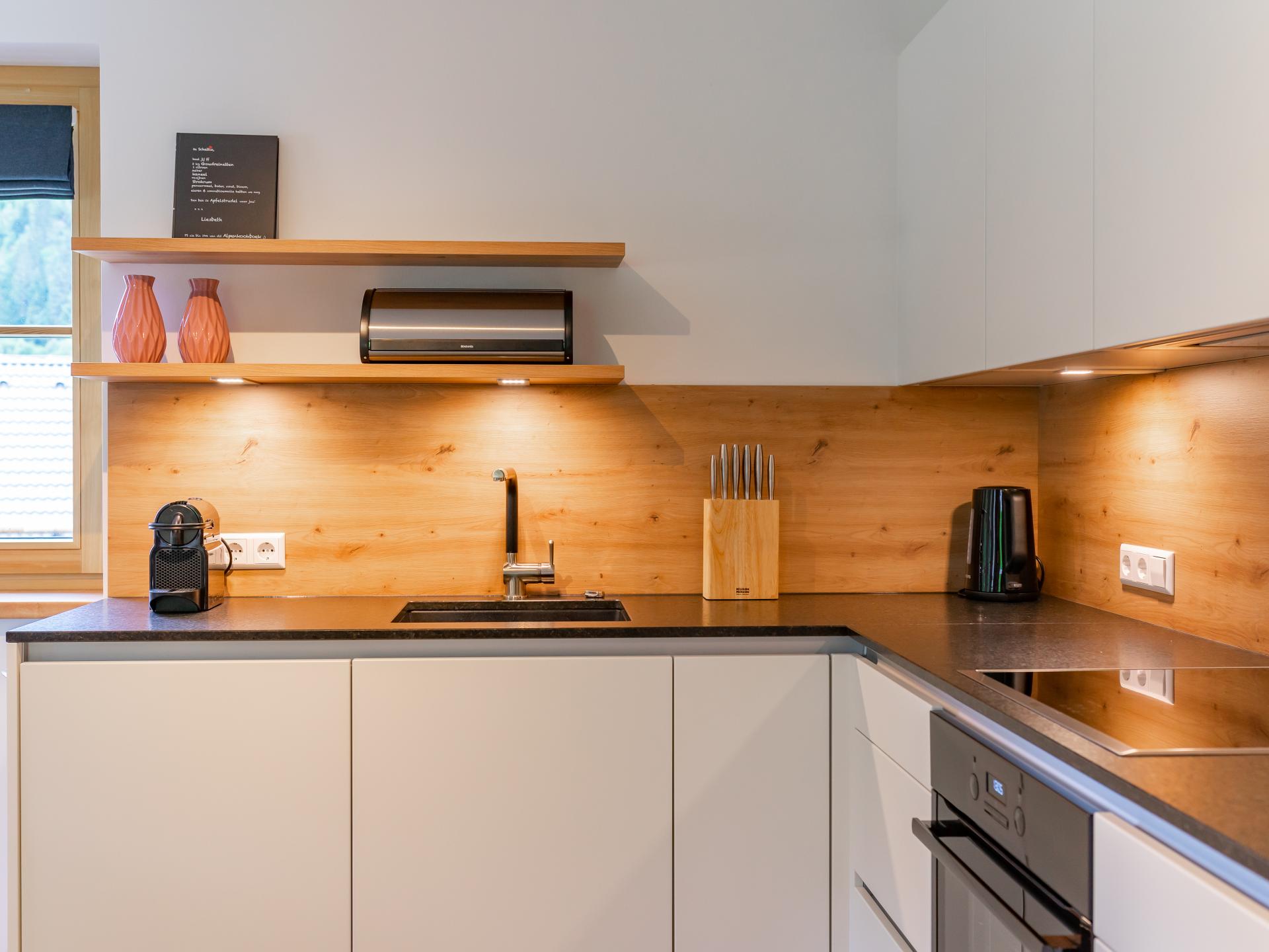 Vrijstaand chalet met sauna en hottub direct aan de piste in Donnersbachwald - foto 13
