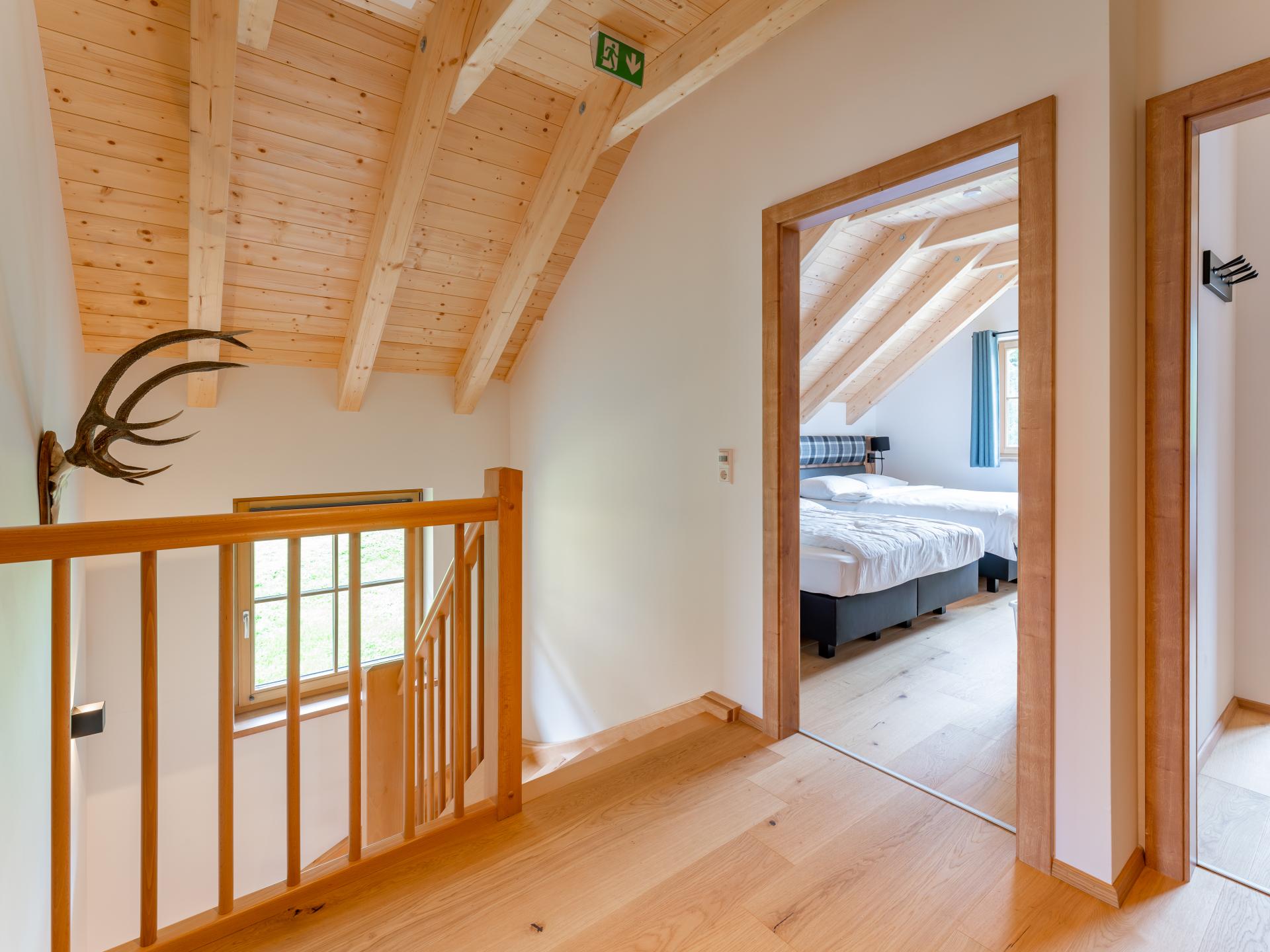 Vrijstaand chalet met sauna en hottub direct aan de piste in Donnersbachwald - foto 18