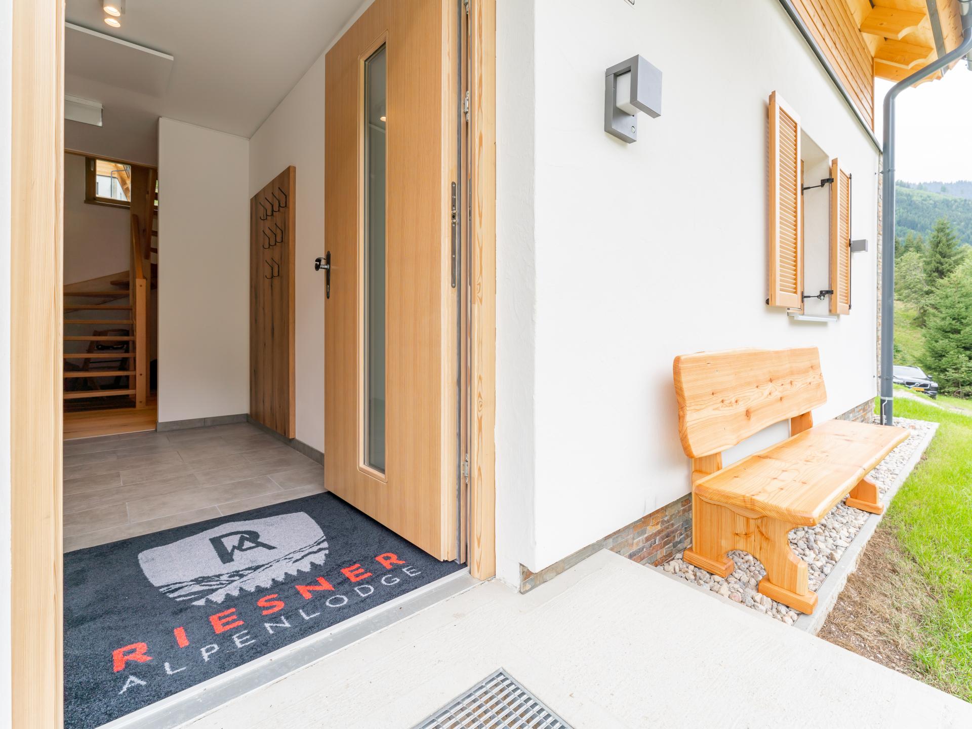 Vrijstaand chalet met sauna en hottub direct aan de piste in Donnersbachwald - foto 33