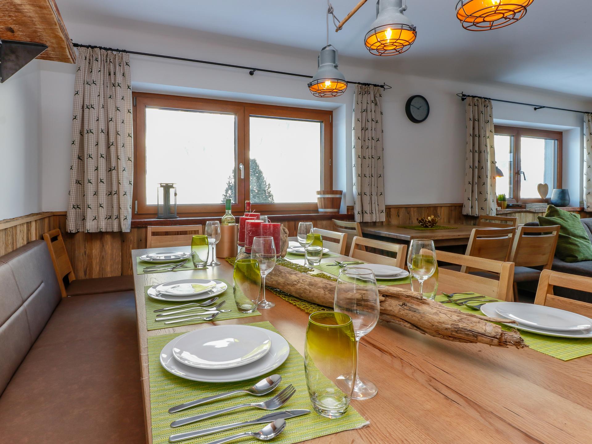 Groots ski-in/ski-out huis in Rauris voor 21 personen met balkon - foto 5