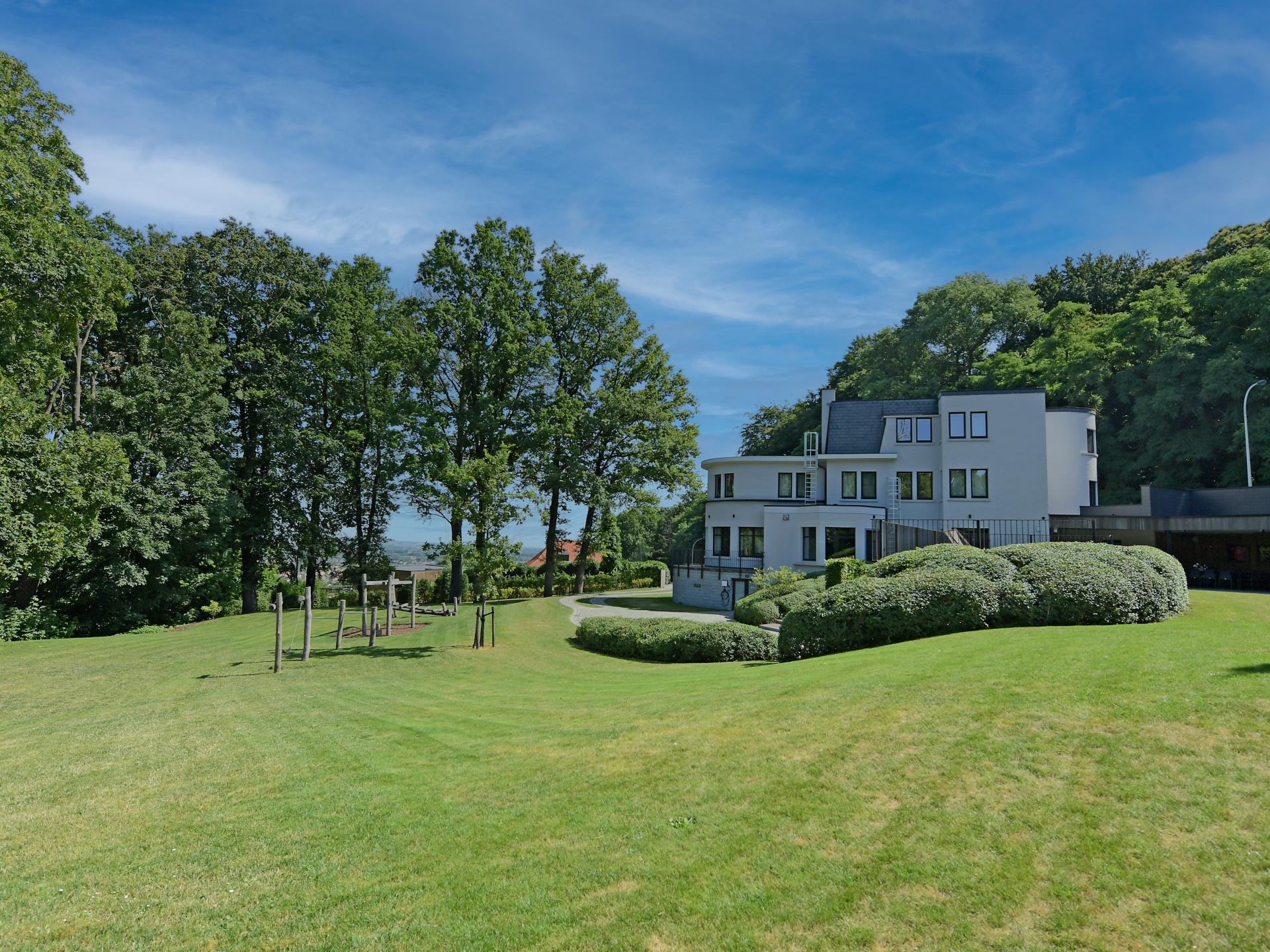Villa op landgoed met sauna en uitzicht - foto 1